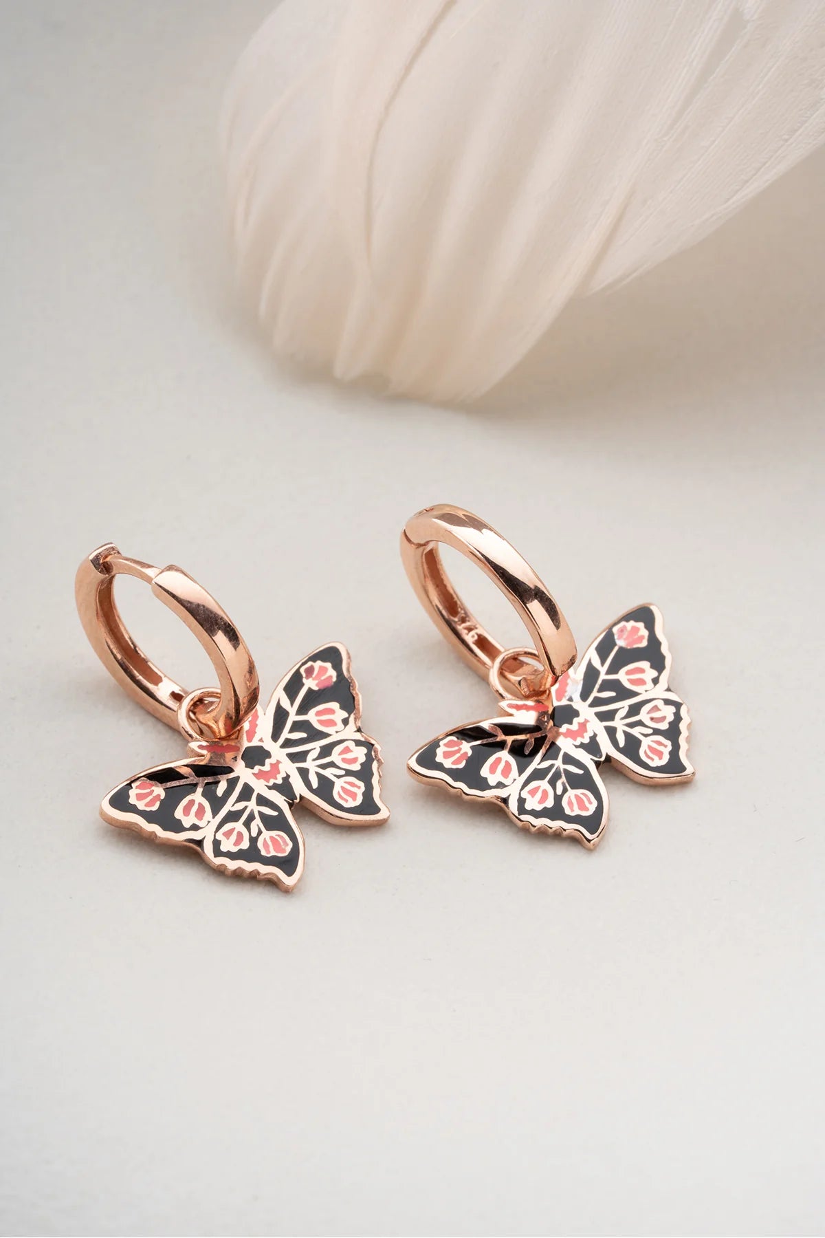 Mineli Kelebek 925 Ayar Rose Kaplama Gümüş Küpe – 4