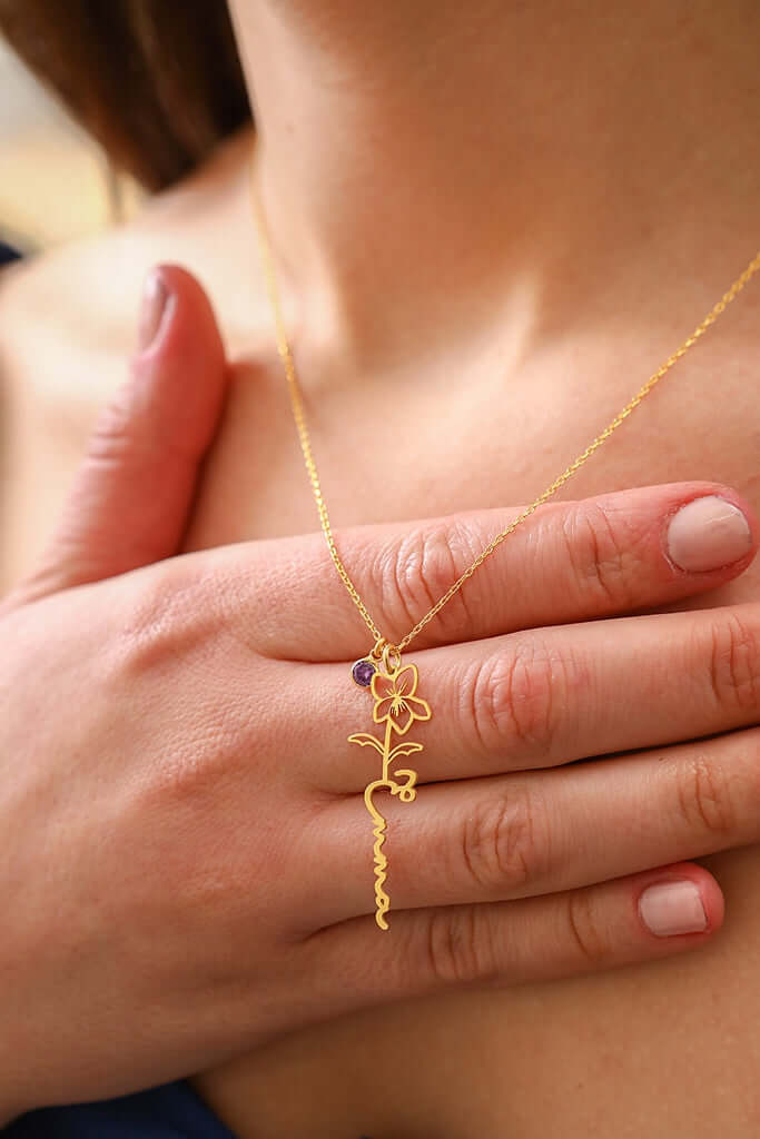 Doğum Ayı Taşlı ve Çiçekli 925 Ayar Gümüş İsimli Kolye - ÖzelSen