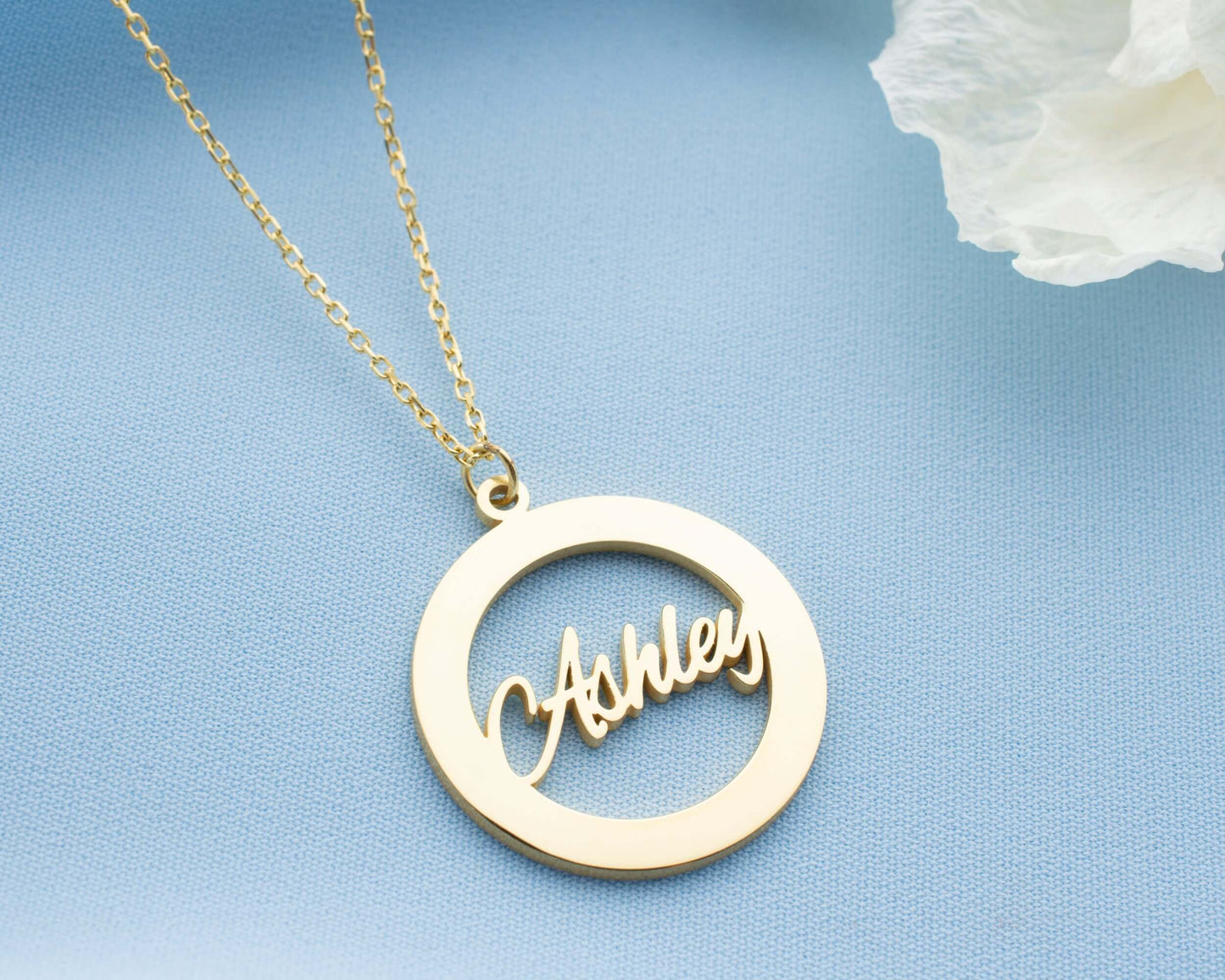 Kişiye Özel Halka İçinde İsim Yazılı Gümüş Kolye