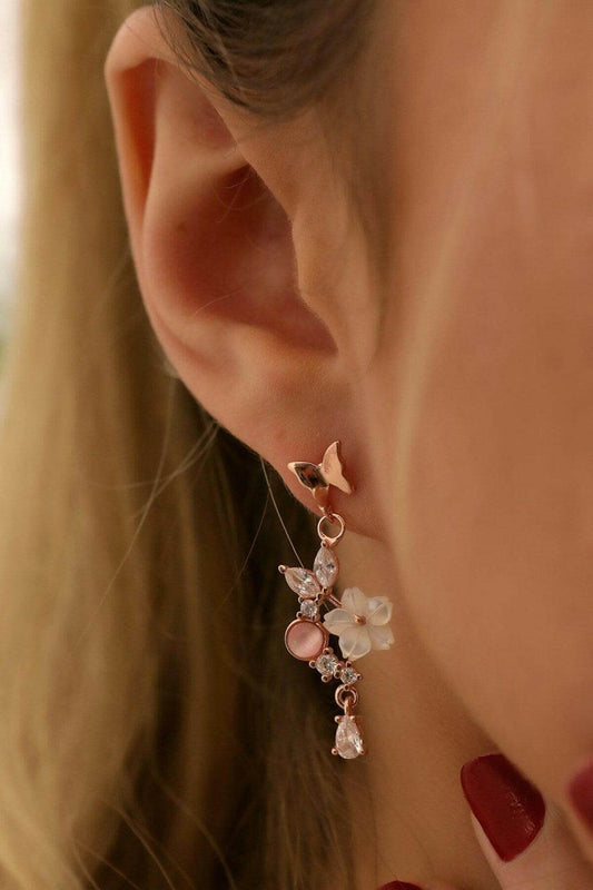 925 Ayar Gümüş Beyaz Çiçekli Küpe - ÖzelSen