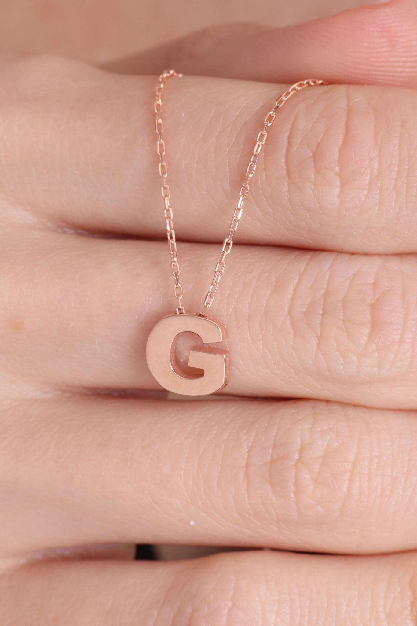 925 Ayar Gümüş G Harfli Kolye - ÖzelSen
