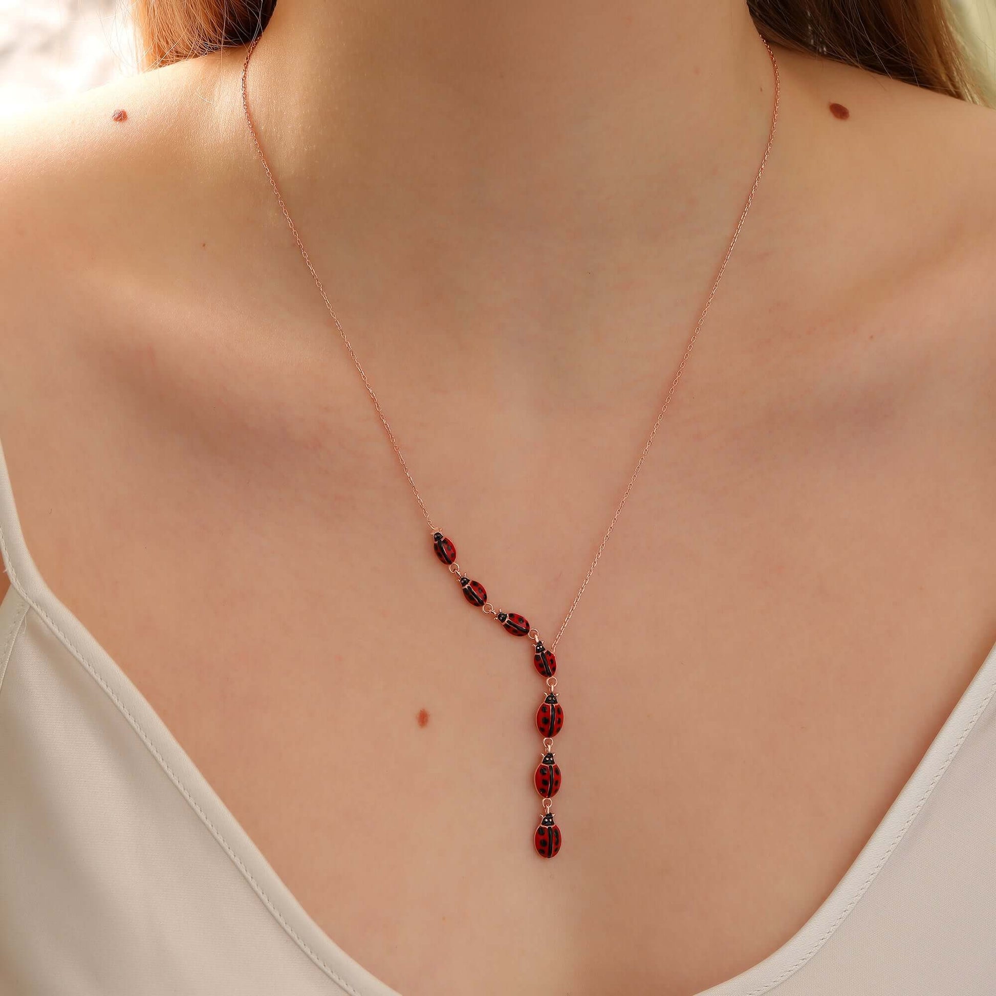 925 Ayar Gümüş Sıralı Uğur Böcekli Kolye - ÖzelSen