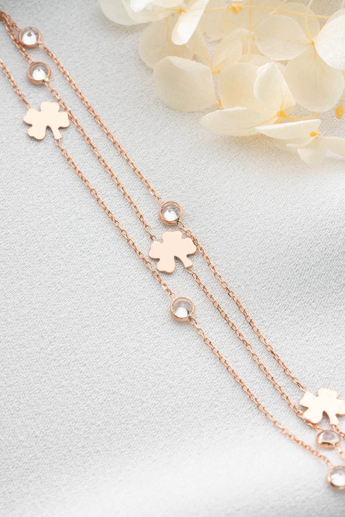 925 Ayar Gümüş Üç Zincirli 4 Yapraklı Yonca Bileklik - ÖzelSen