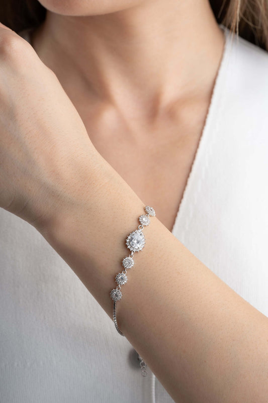 925 Ayar Gümüş Zirkon Taşlı Sıralı Damla Bileklik - ÖzelSen