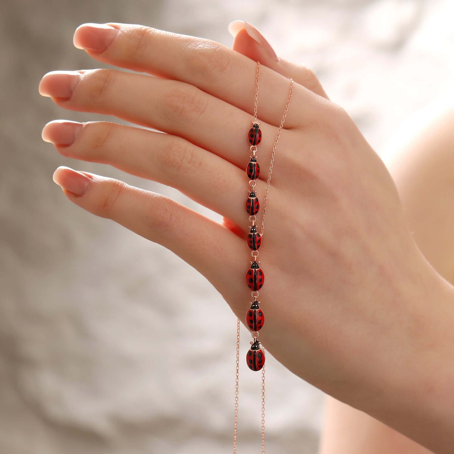 925 Ayar Gümüş Sıralı Uğur Böcekli Kolye - ÖzelSen