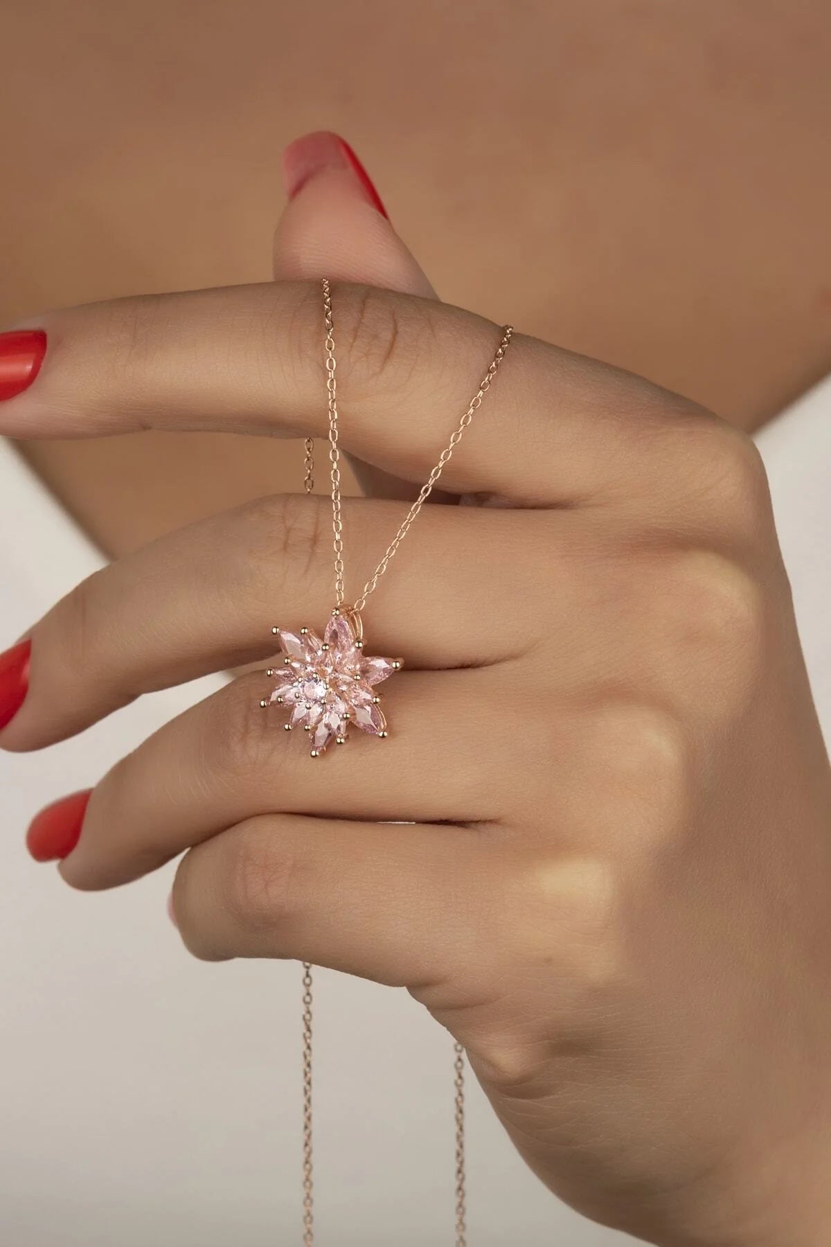 4 Katman Lotus Çiçeği 925 Ayar Rose Kaplama Gümüş Kolye – 3
