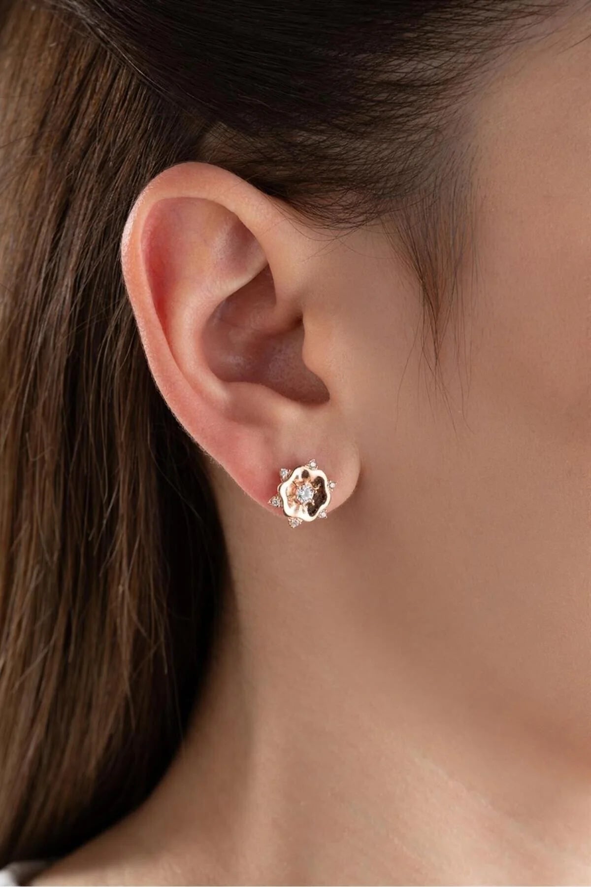Çiçek 925 Ayar Rose Kaplama Gümüş Küpe