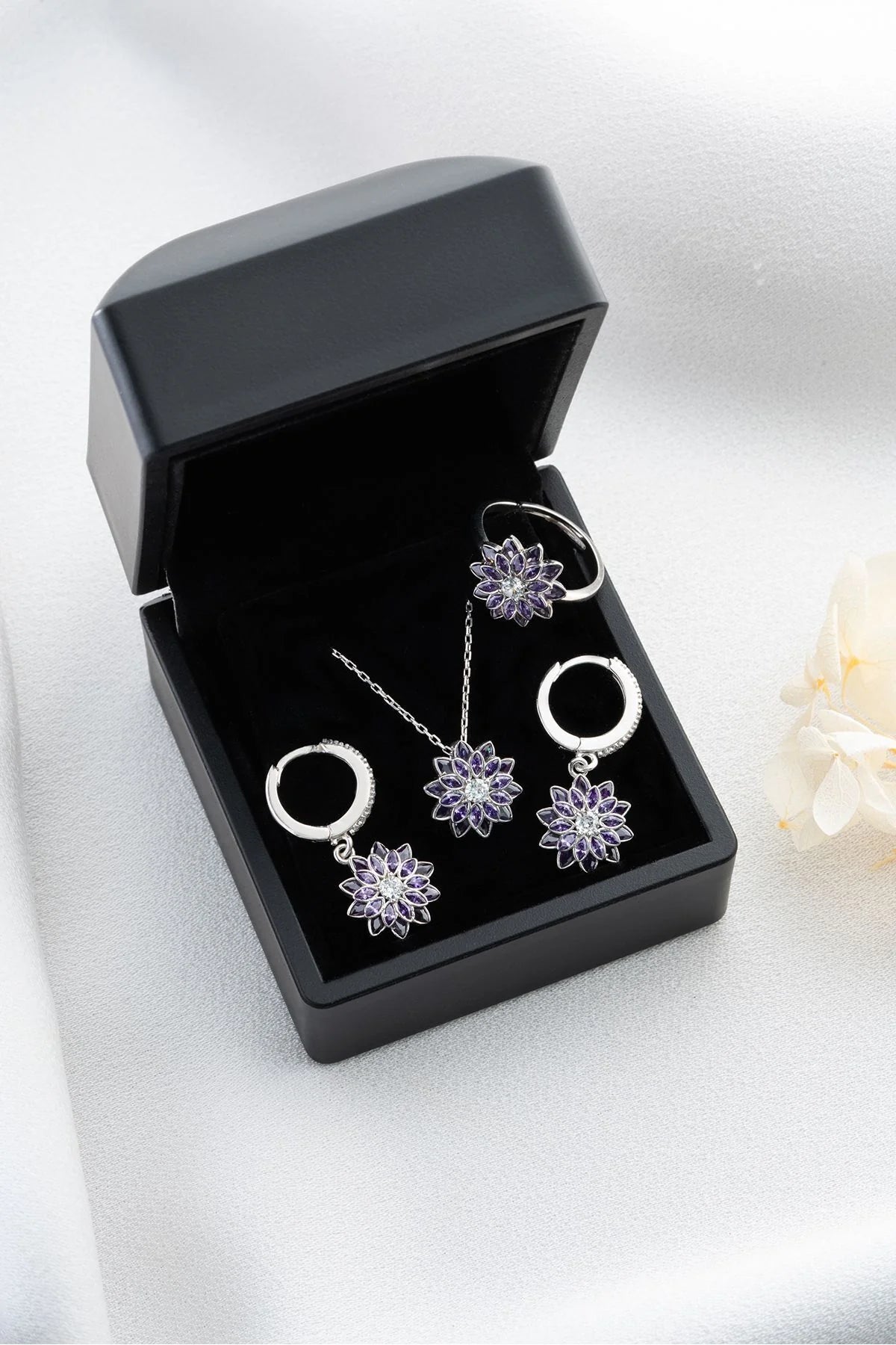 Lotus Çiçeği 925 Ayar Gümüş Set – 3