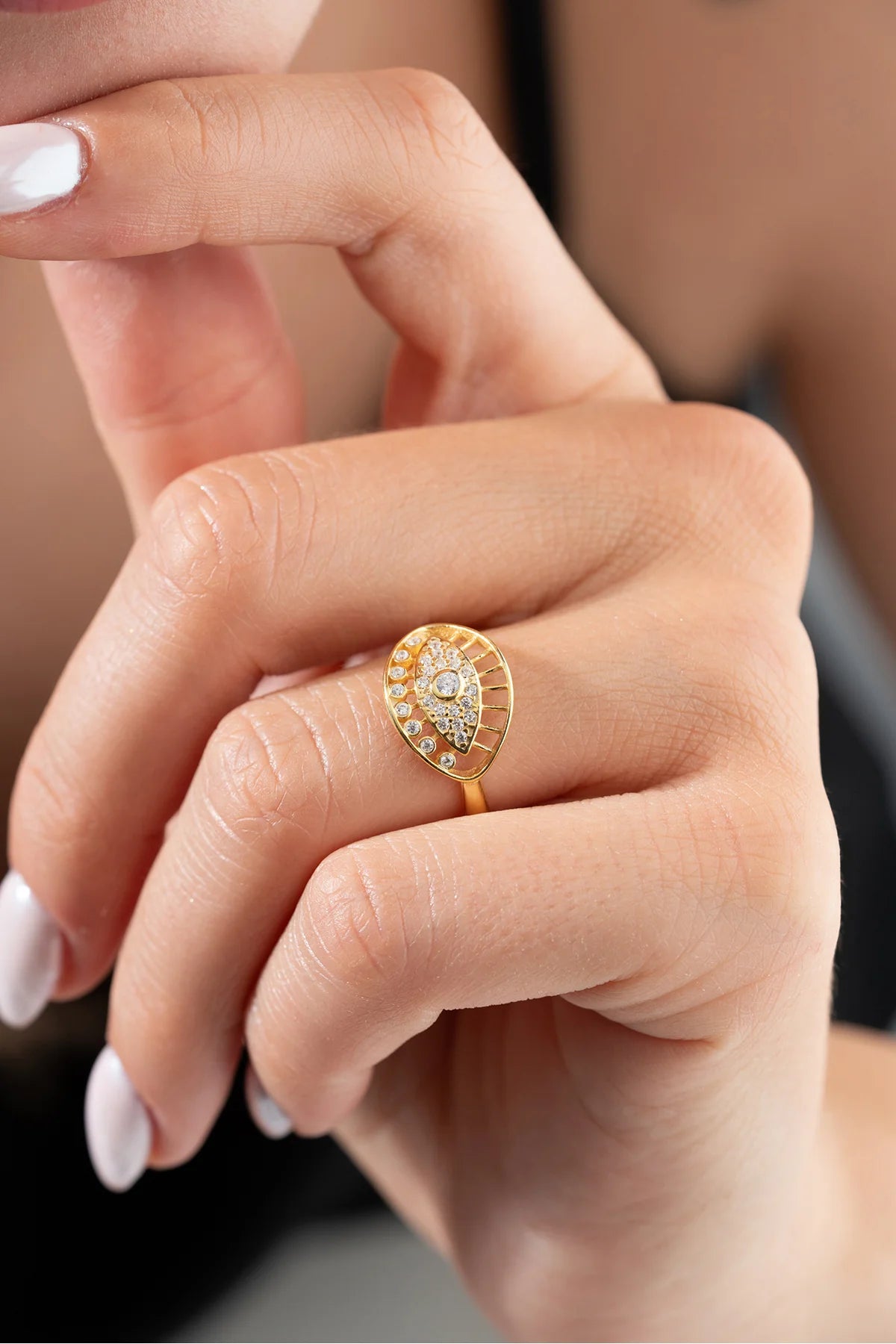 Ayarlanabilir Zirkon Taşlı Göz 925 Ayar Altın Kaplama Gümüş Yüzük