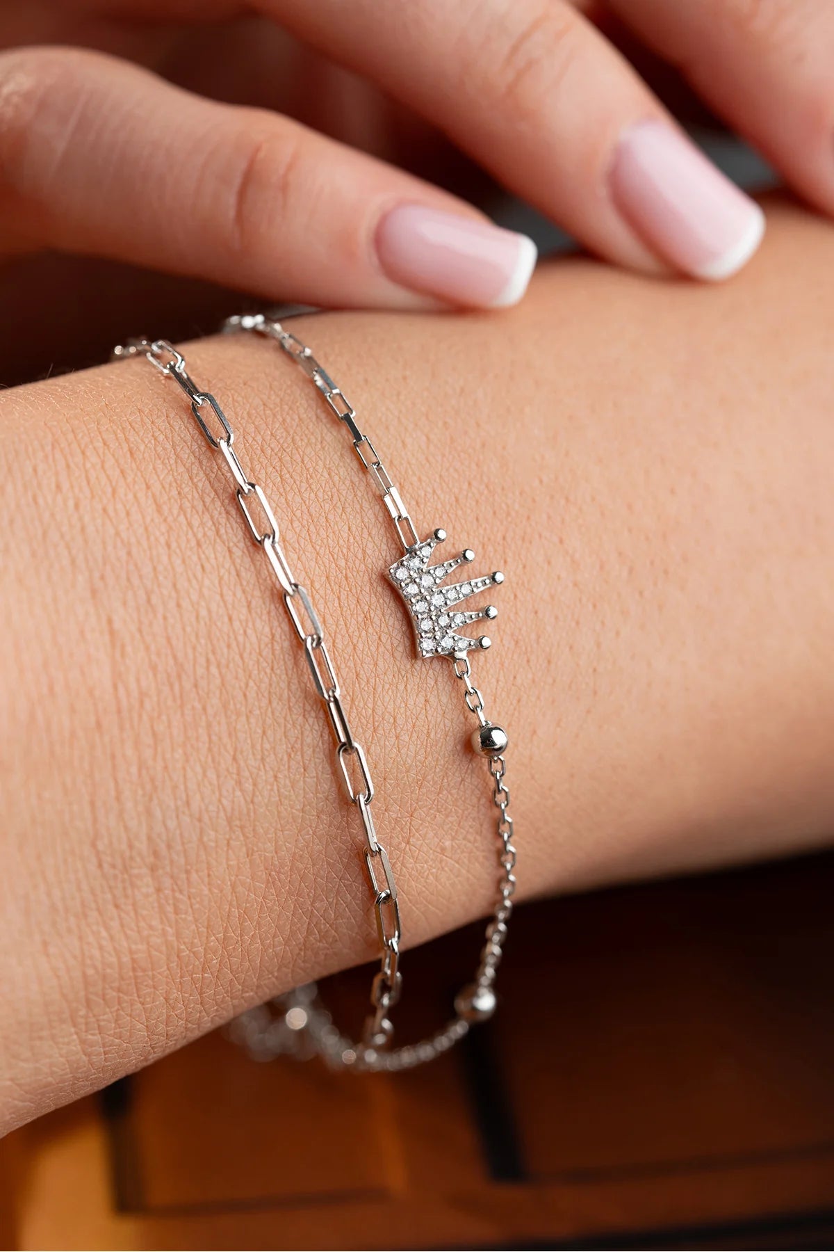 Zirkon Taşlı Taç 925 Ayar Gümüş Bileklik