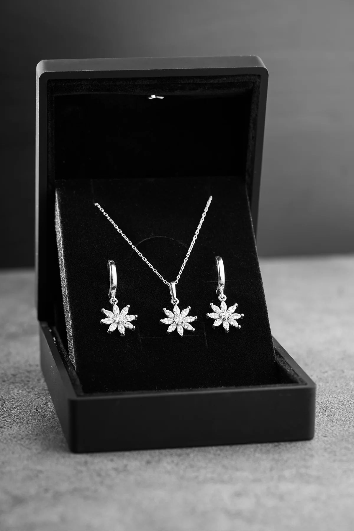 Çiçek 925 Ayar Gümüş Set
