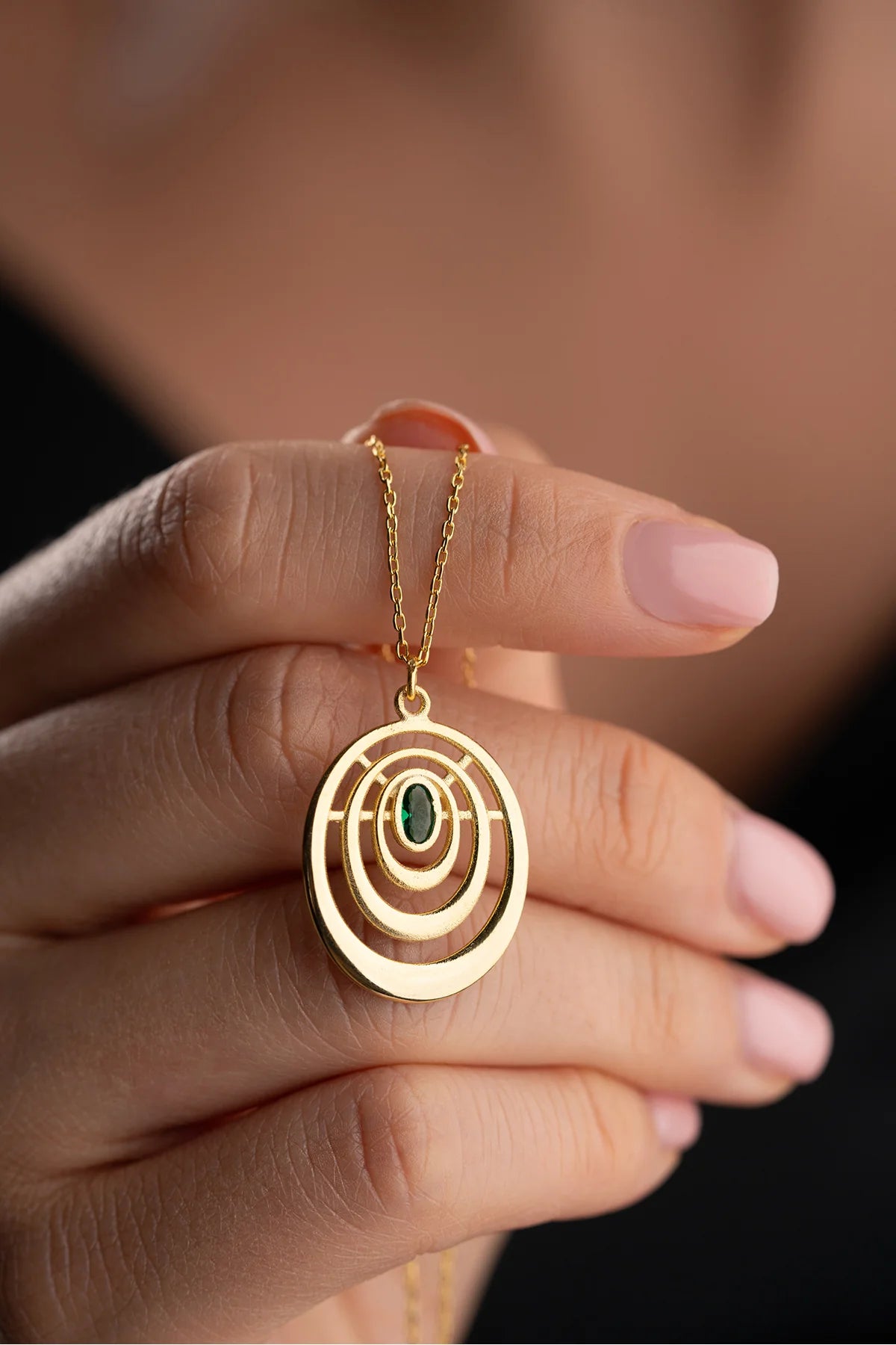 Taşlı Oval 925 Ayar Altın Kaplama Gümüş Kolye