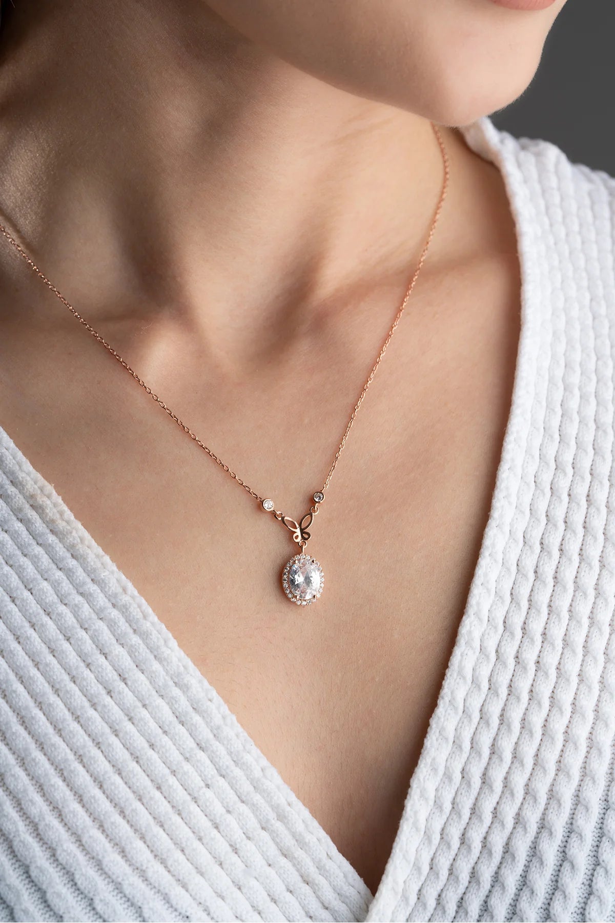 Damla Taş Kelebekli 925 Ayar Rose Kaplama Gümüş Kolye