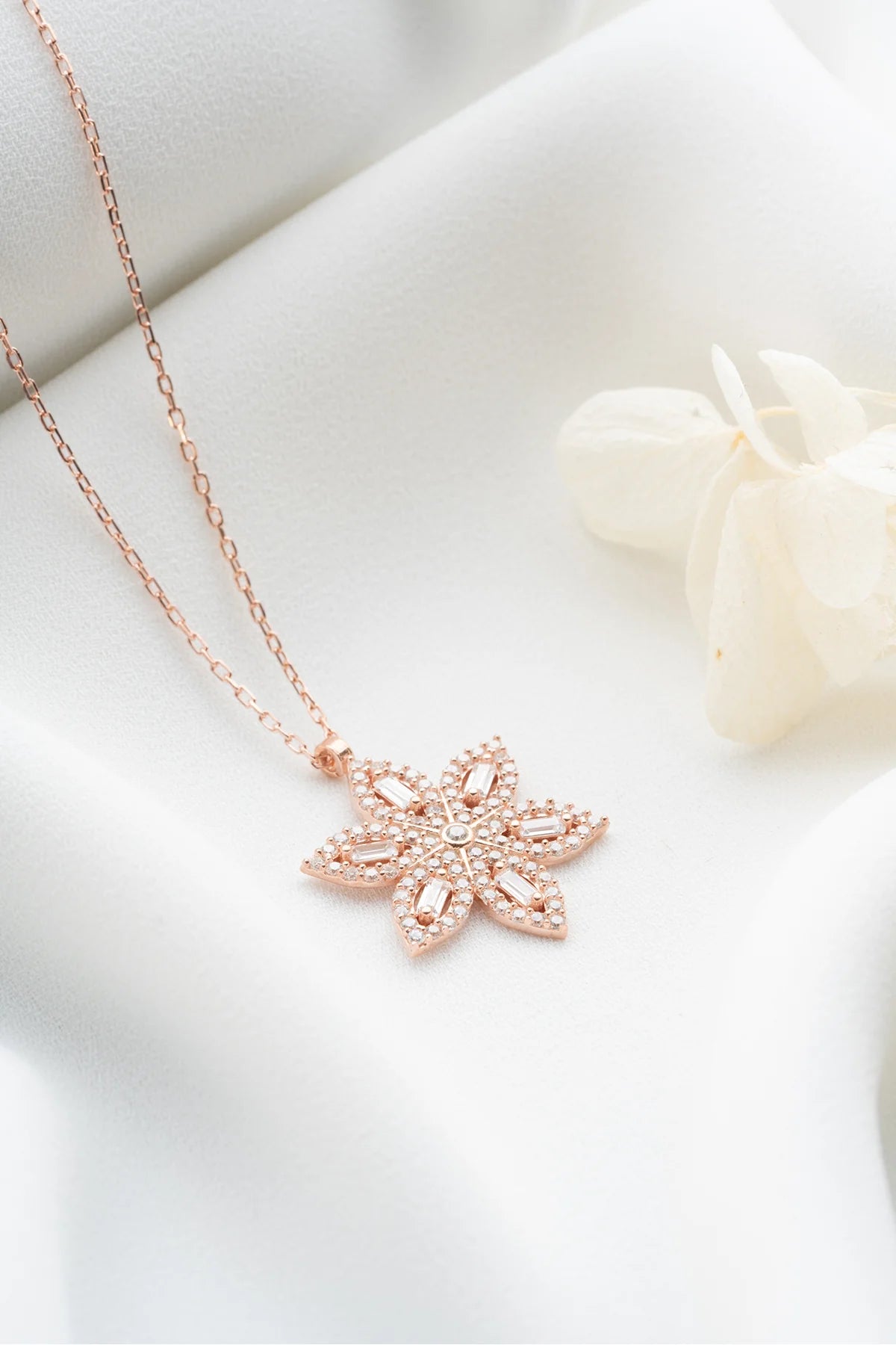 Baget Taşlı 925 Ayar Rose Kaplama Gümüş Kolye – 2