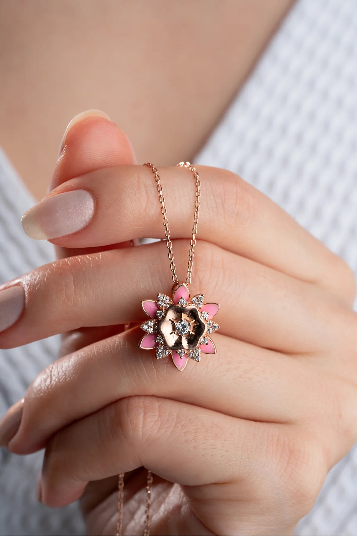 Mineli Lotus Çiçeği 925 Ayar Rose Kaplama Gümüş Kolye – 2