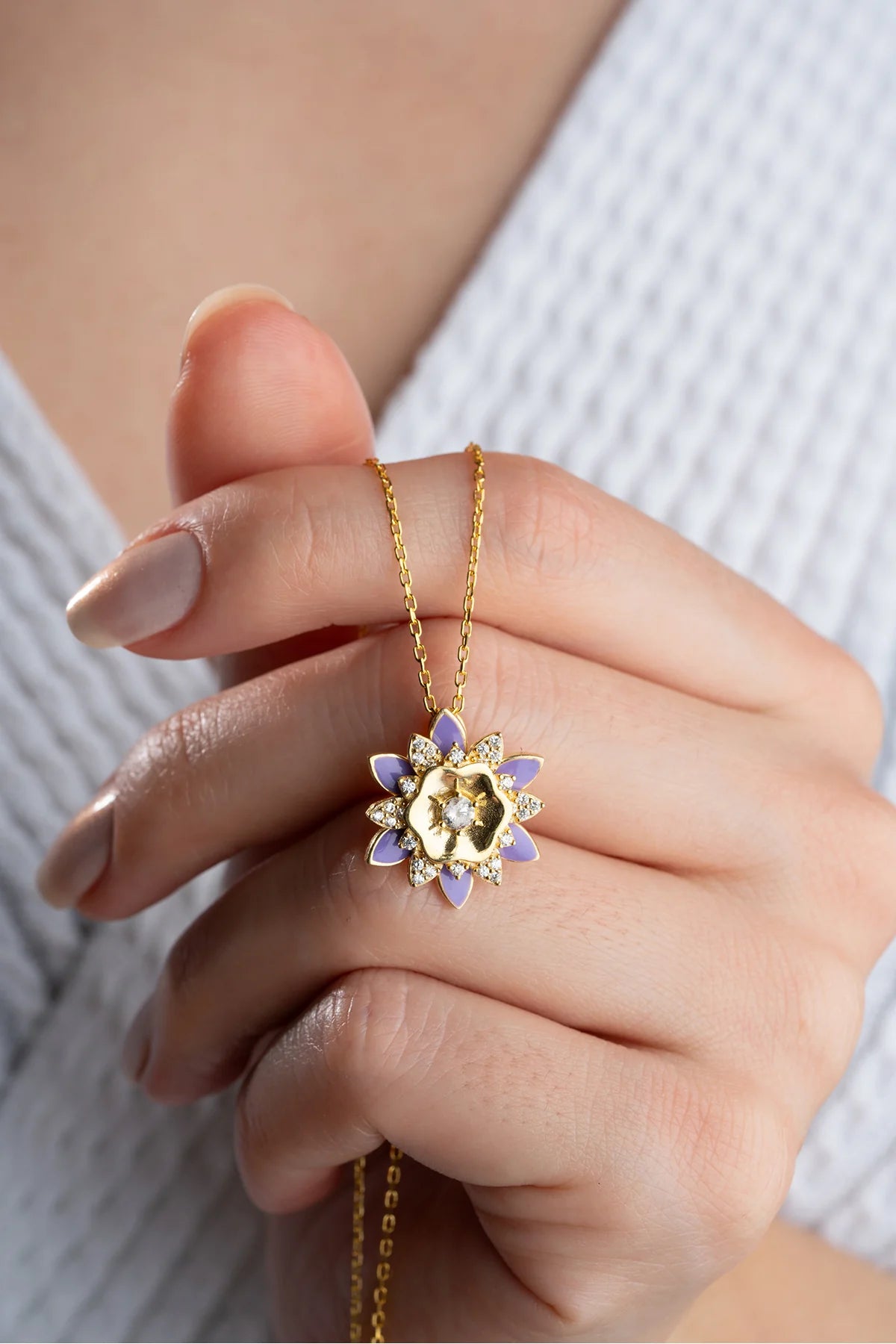 Mineli Lotus Çiçeği 925 Ayar Rose Kaplama Gümüş Kolye