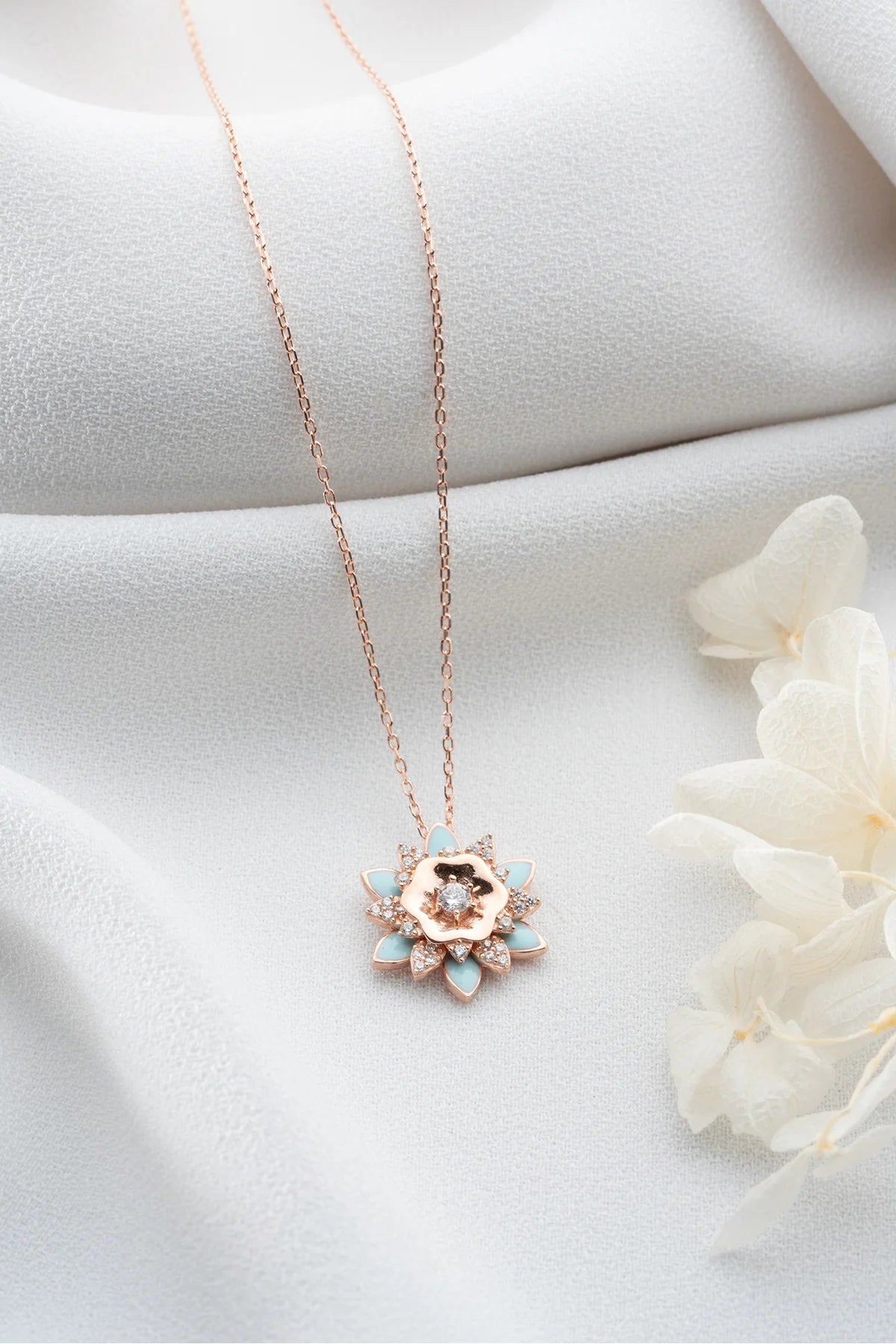 Mineli Lotus 925 Ayar Rose Kaplama Gümüş Kolye