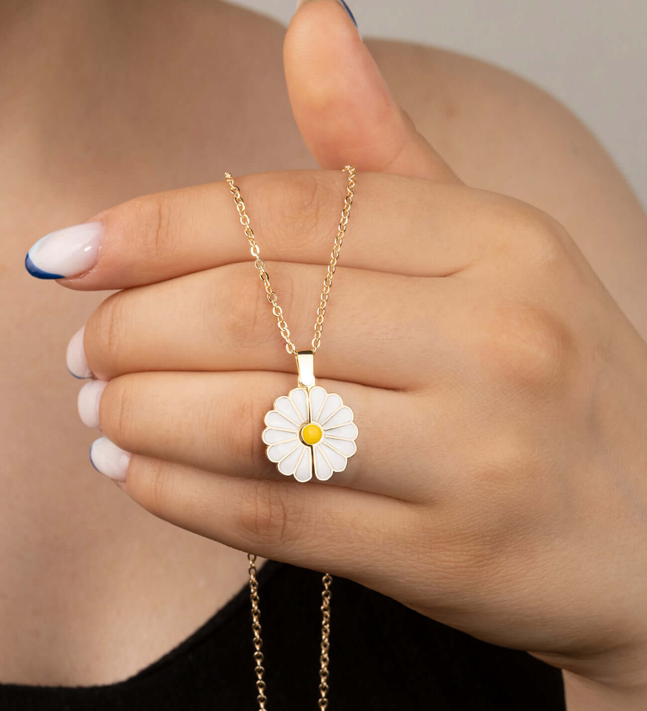 Açılır Kapanır Papatya 925 Ayar Gümüş İsimli Kolye - ÖzelSen