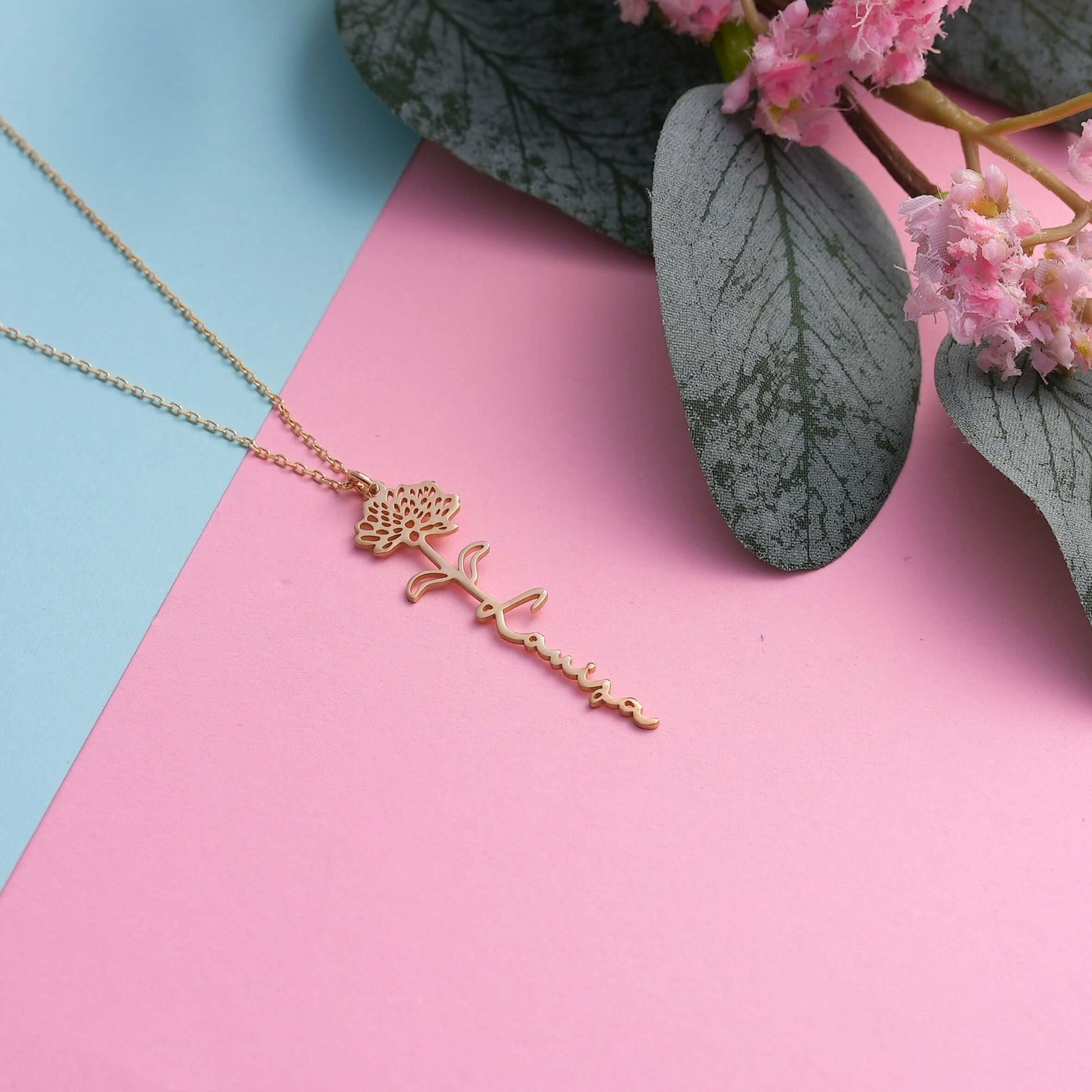 Doğum Ayı Çiçekli 925 Ayar Gümüş İsimli Kolye - ÖzelSen