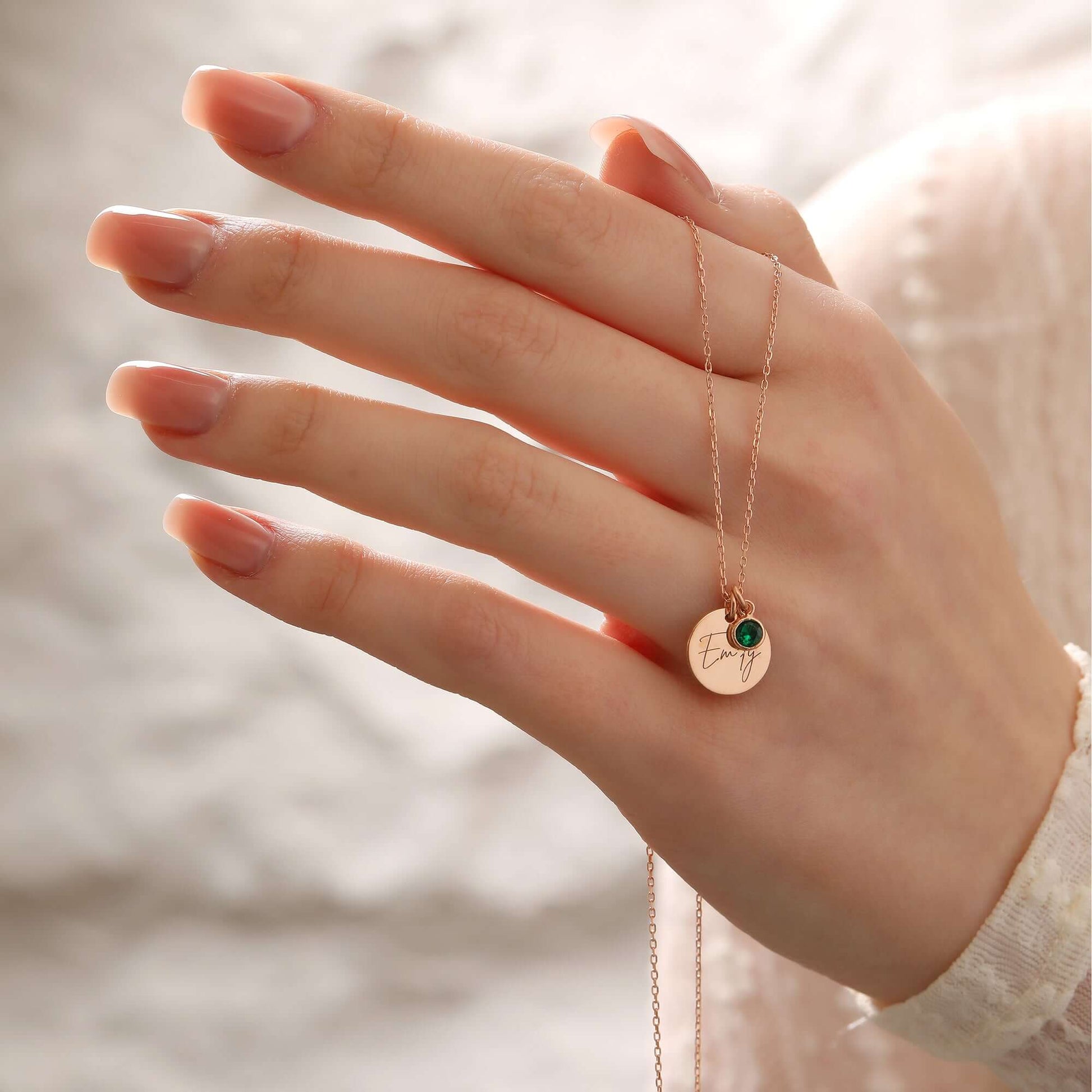 Kişiye Özel Doğum Ayı Taşlı Disk Gümüş İsimli Kolye - ÖzelSen