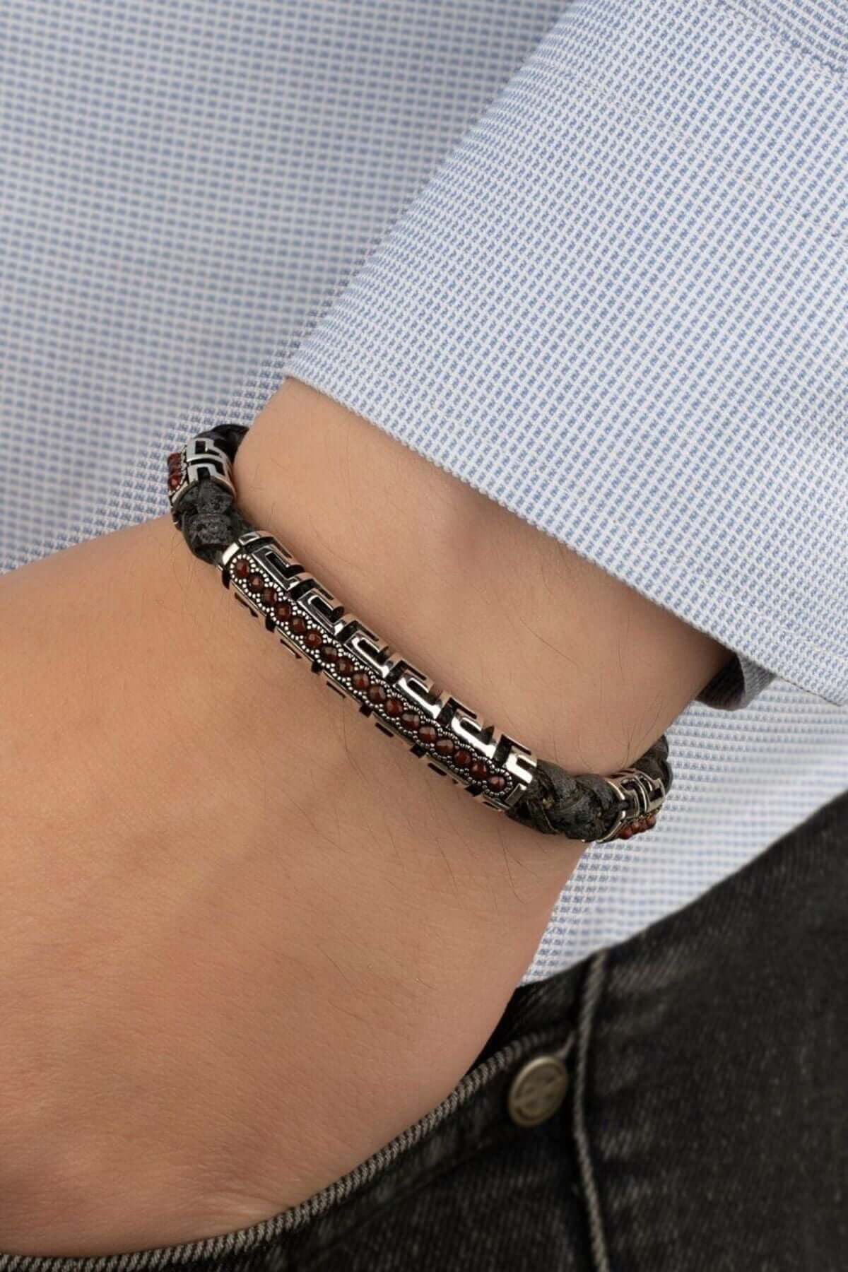 Gümüş Motifli Eskitme Siyah Hakiki Erkek Deri Bileklik - ÖzelSen