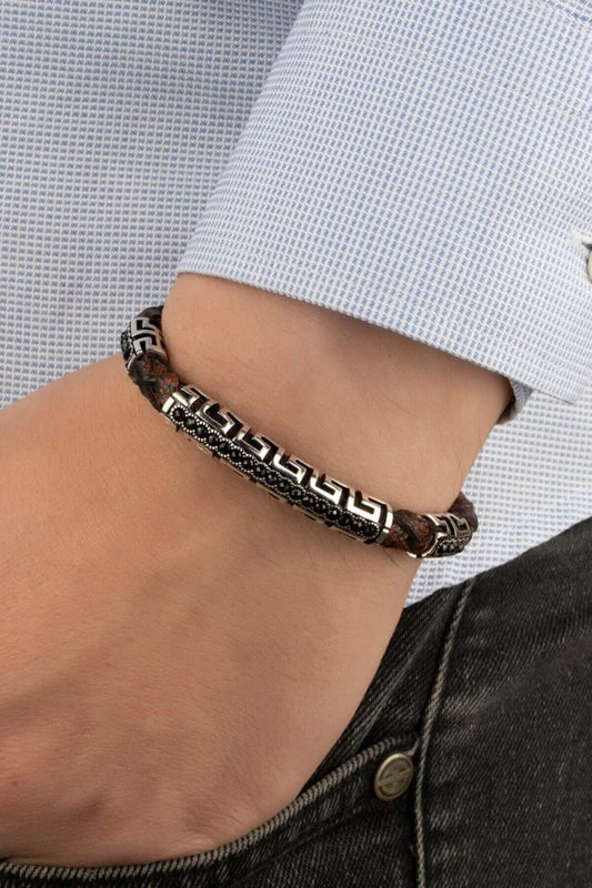 Gümüş Motifli Siyah Taşlı Kahverengi Hakiki Erkek Deri Bileklik - ÖzelSen