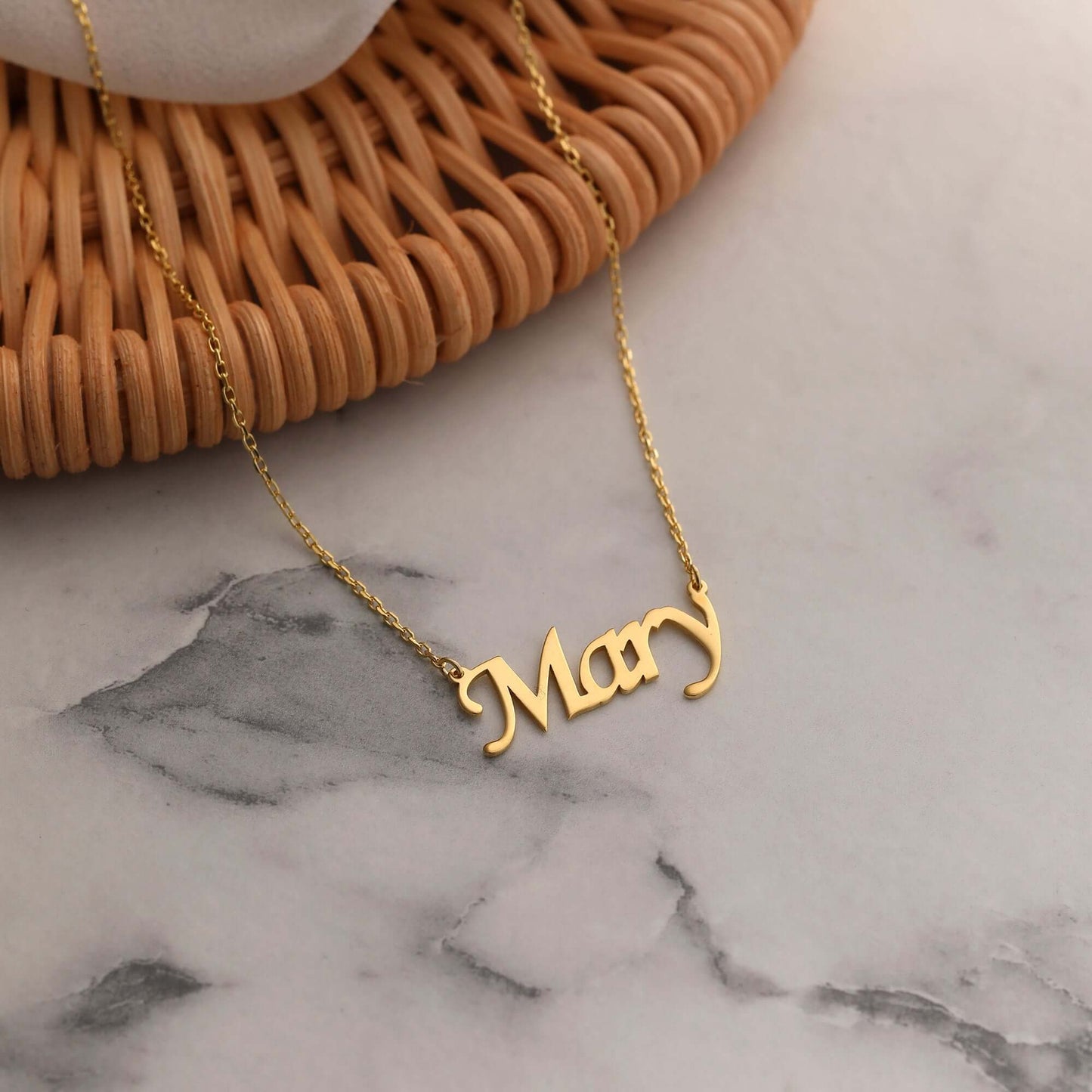 Kişiye Özel Altın Kaplama 925 Ayar Gümüş İsimli Kolye - ÖzelSen