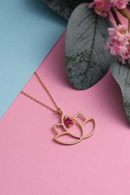 Kişiye Özel Doğum Taşlı 925 Ayar Gümüş Lotus Çiçeği Kolye - ÖzelSen