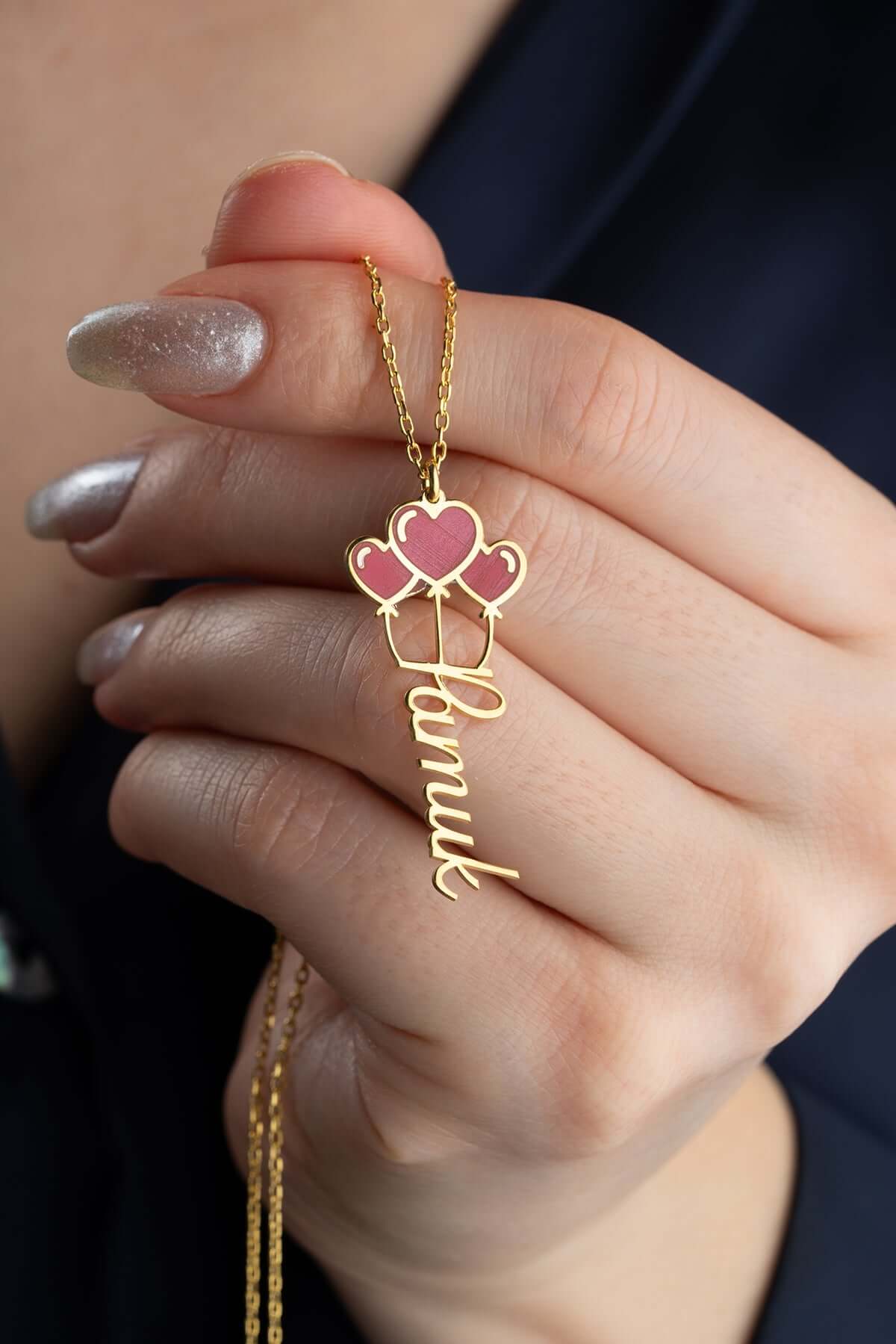 Kişiye Özel İsimli ve Balon Tasarımlı Gümüş Kolye - ÖzelSen