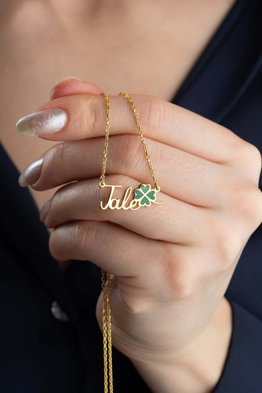 Kişiye Özel İsimli ve Dört Yapraklı Yonca Gümüş Kolye - ÖzelSen