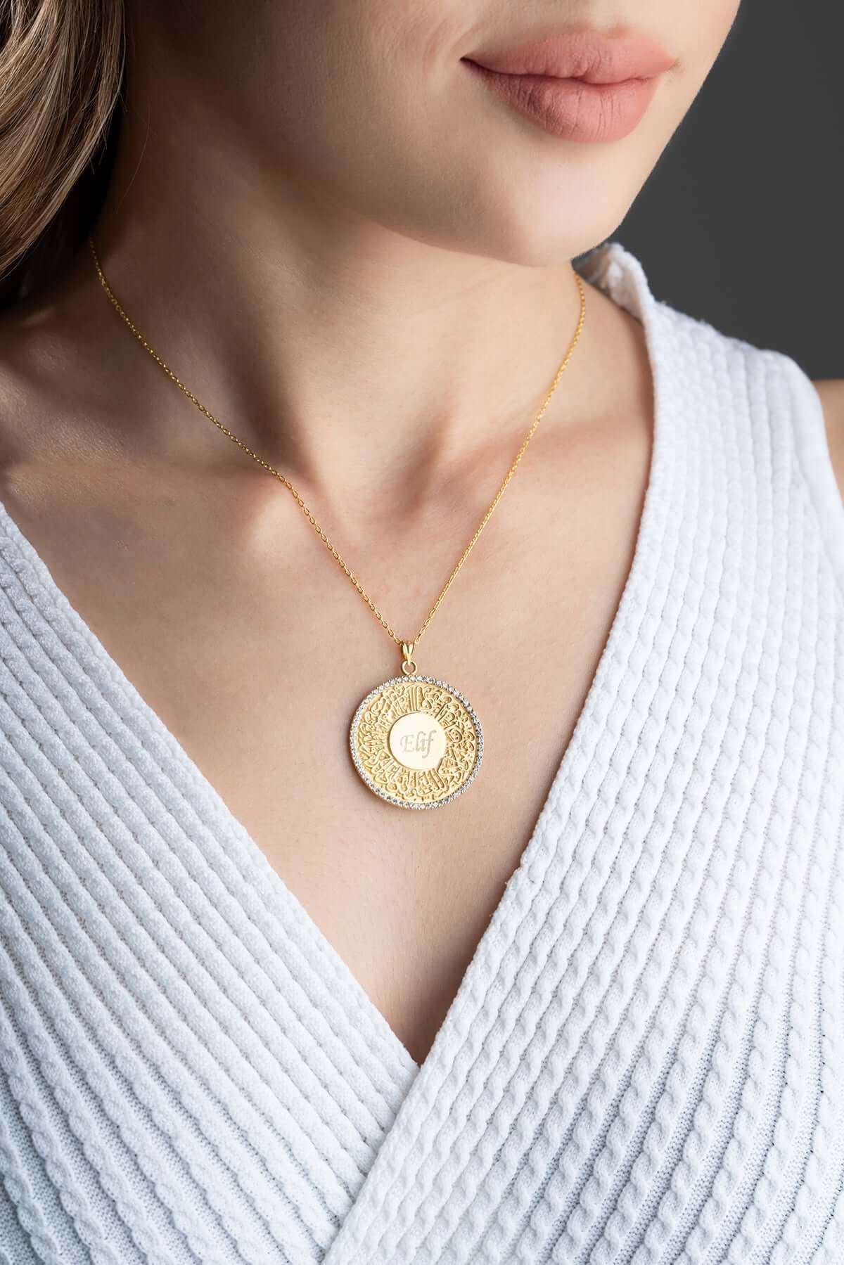 Kişiye Özel İsimli ve Nazar Dualı Gümüş Kolye - ÖzelSen