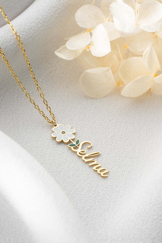 Kişiye Özel İsimli ve Papatya Figürlü Gümüş Kolye - ÖzelSen