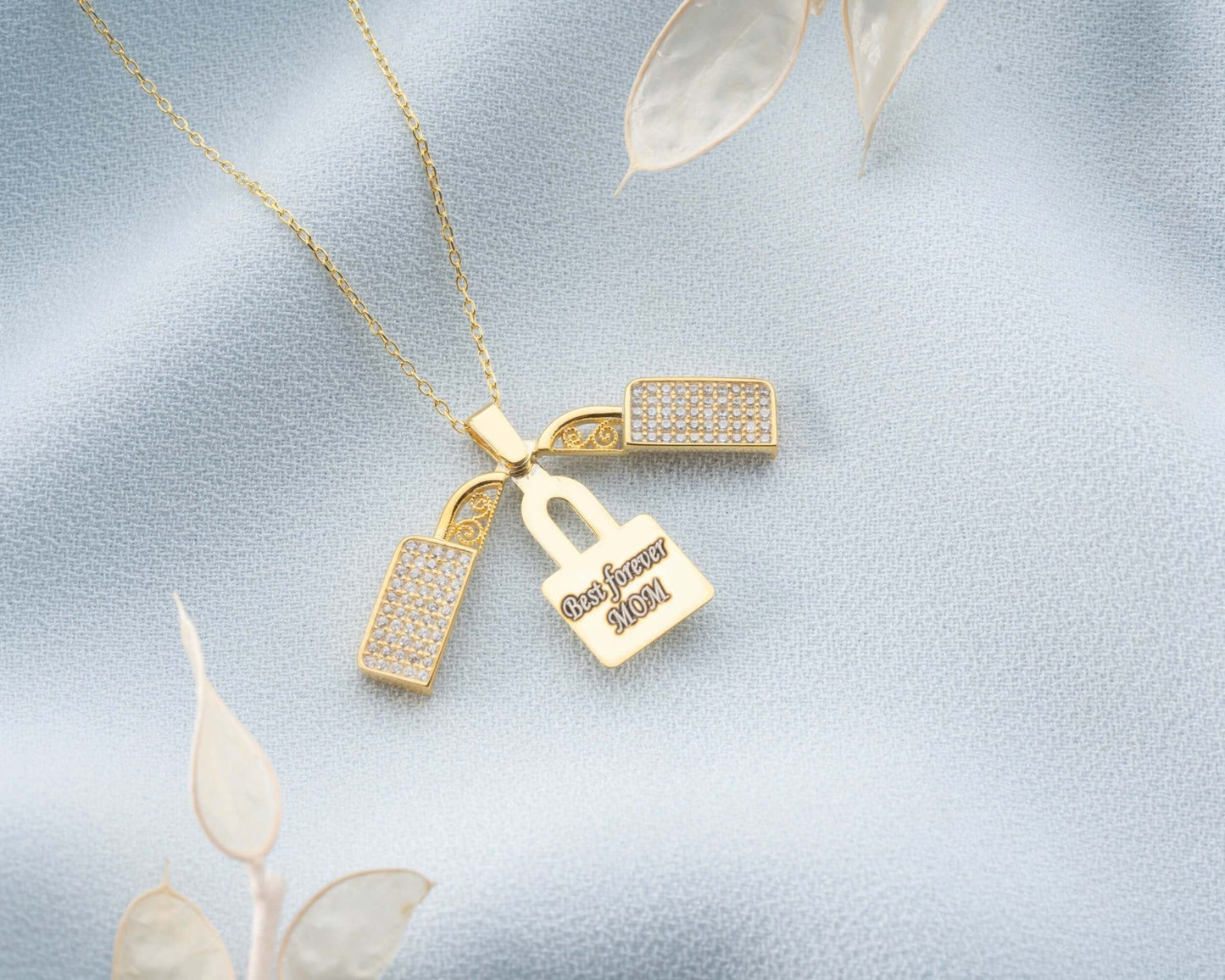 Kişiye Özel İsimli Zirkon Taşlı Kilit Gümüş Kolye - ÖzelSen