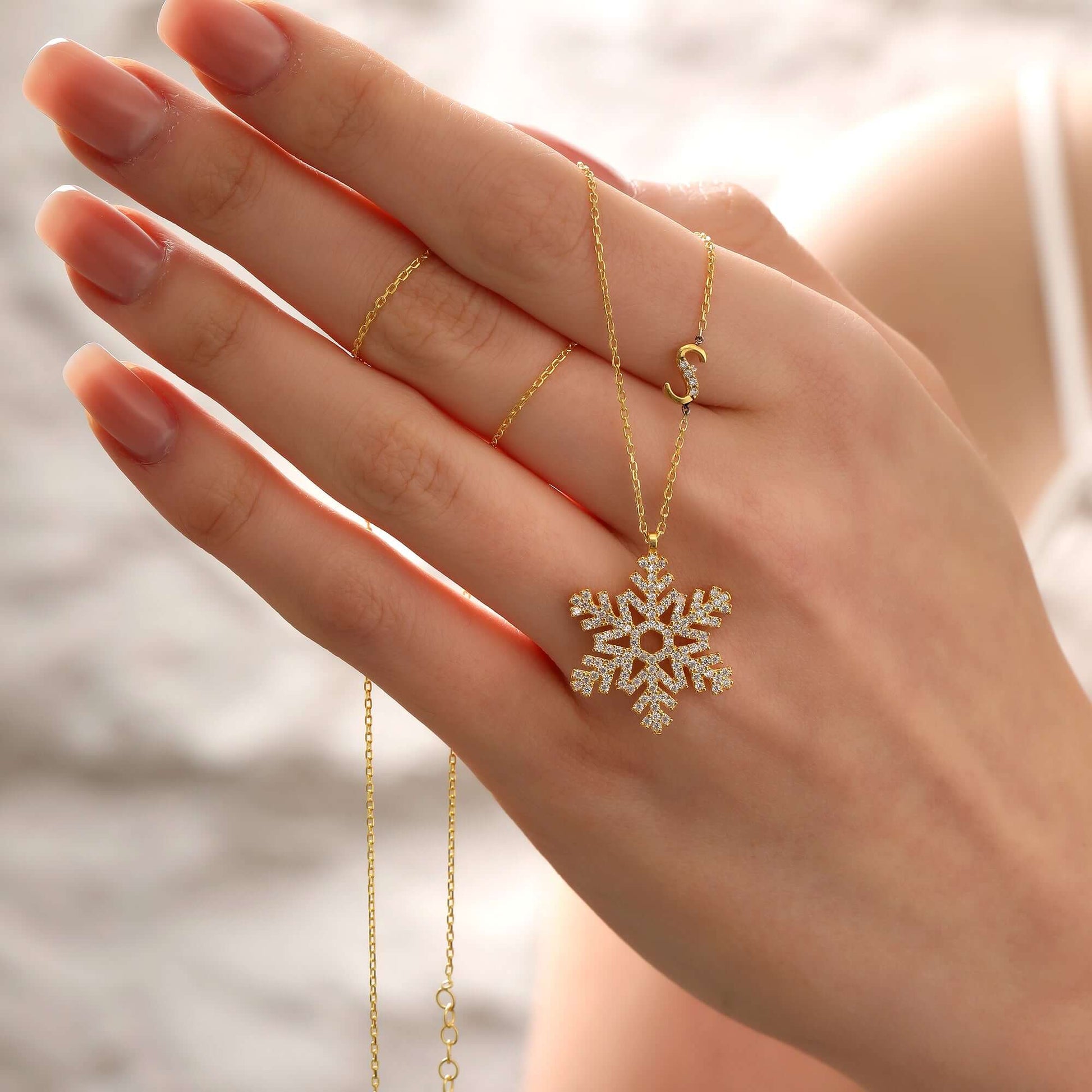 Zirkon Taşlı Kar Tanesi 925 Ayar Gümüş Harfli Kolye - ÖzelSen