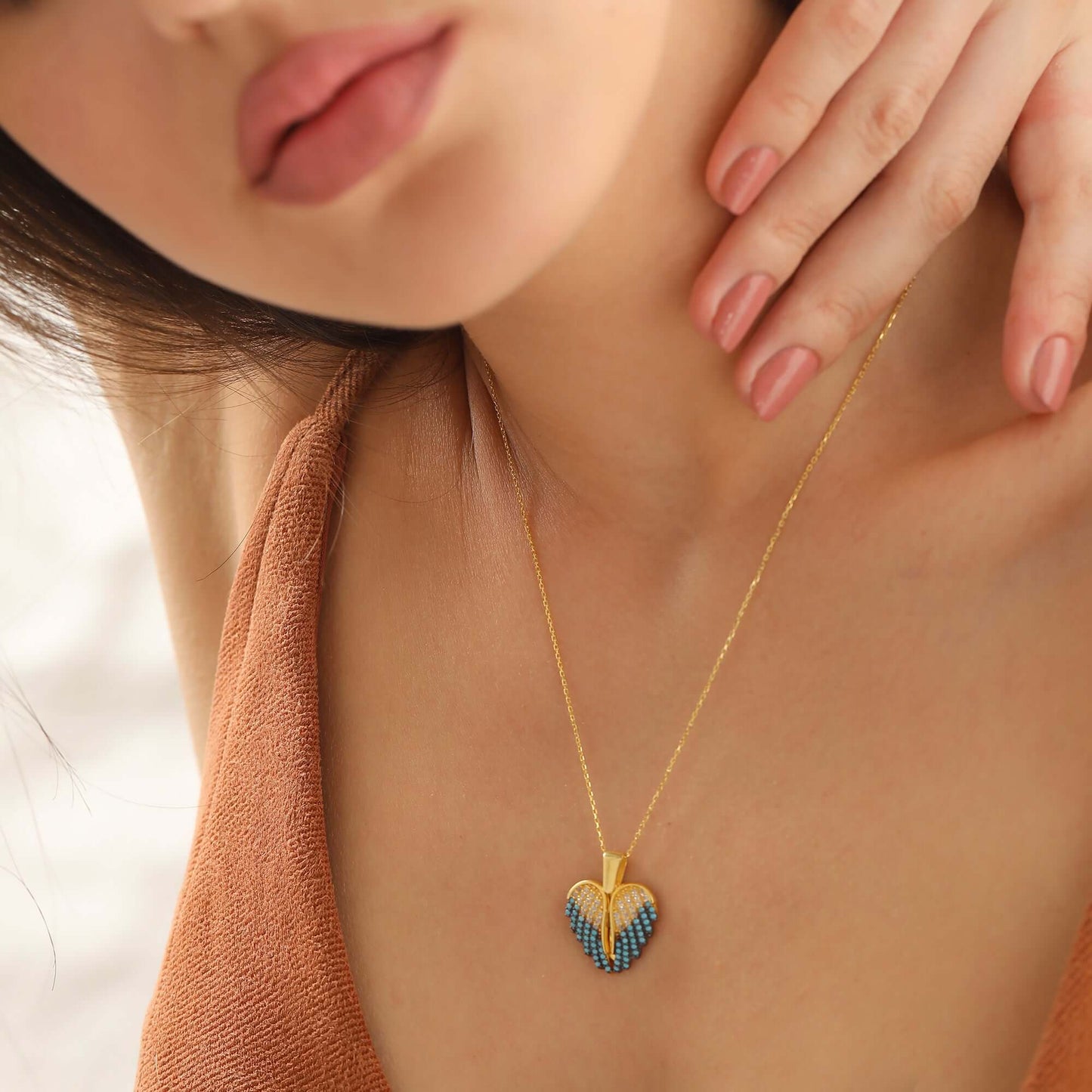 Mavi Melek Kanadı Açılır Kapanır 925 Ayar Gümüş İsimli Kolye - ÖzelSen