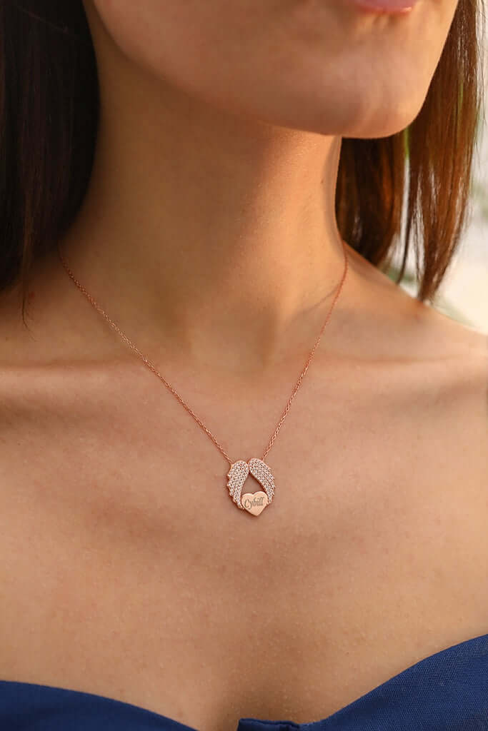 Melek Kanadı Kalpli 925 Ayar Gümüş İsimli Kolye - ÖzelSen