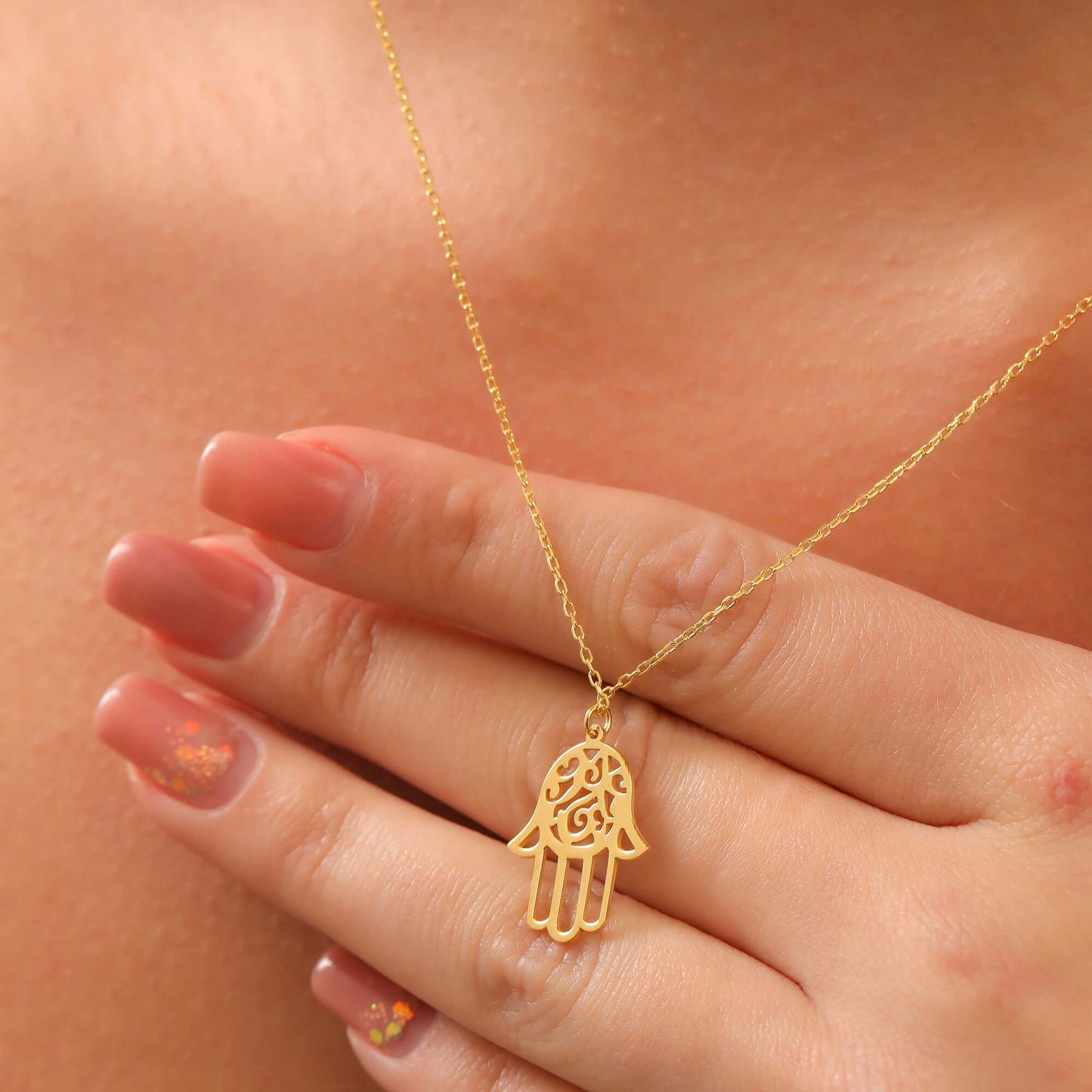 ÖzelSen 925 Ayar Gümüş Fatma Ana Eli Minimal Kolye - ÖzelSen