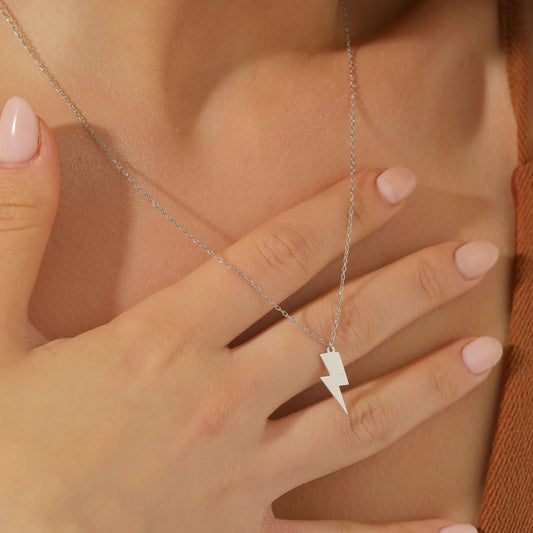 ÖzelSen 925 Ayar Gümüş Şimşek Minimal Kolye - ÖzelSen