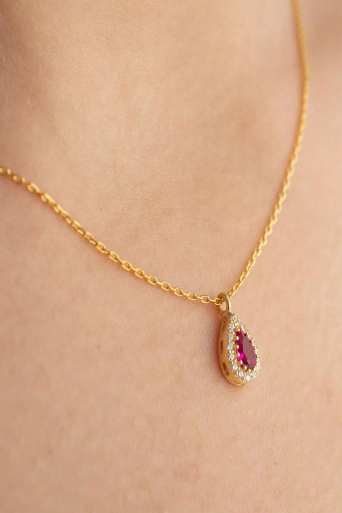 Temmuz Ayı Doğum Taşı (Ruby) 925 Ayar Altın Kaplama Gümüş Set