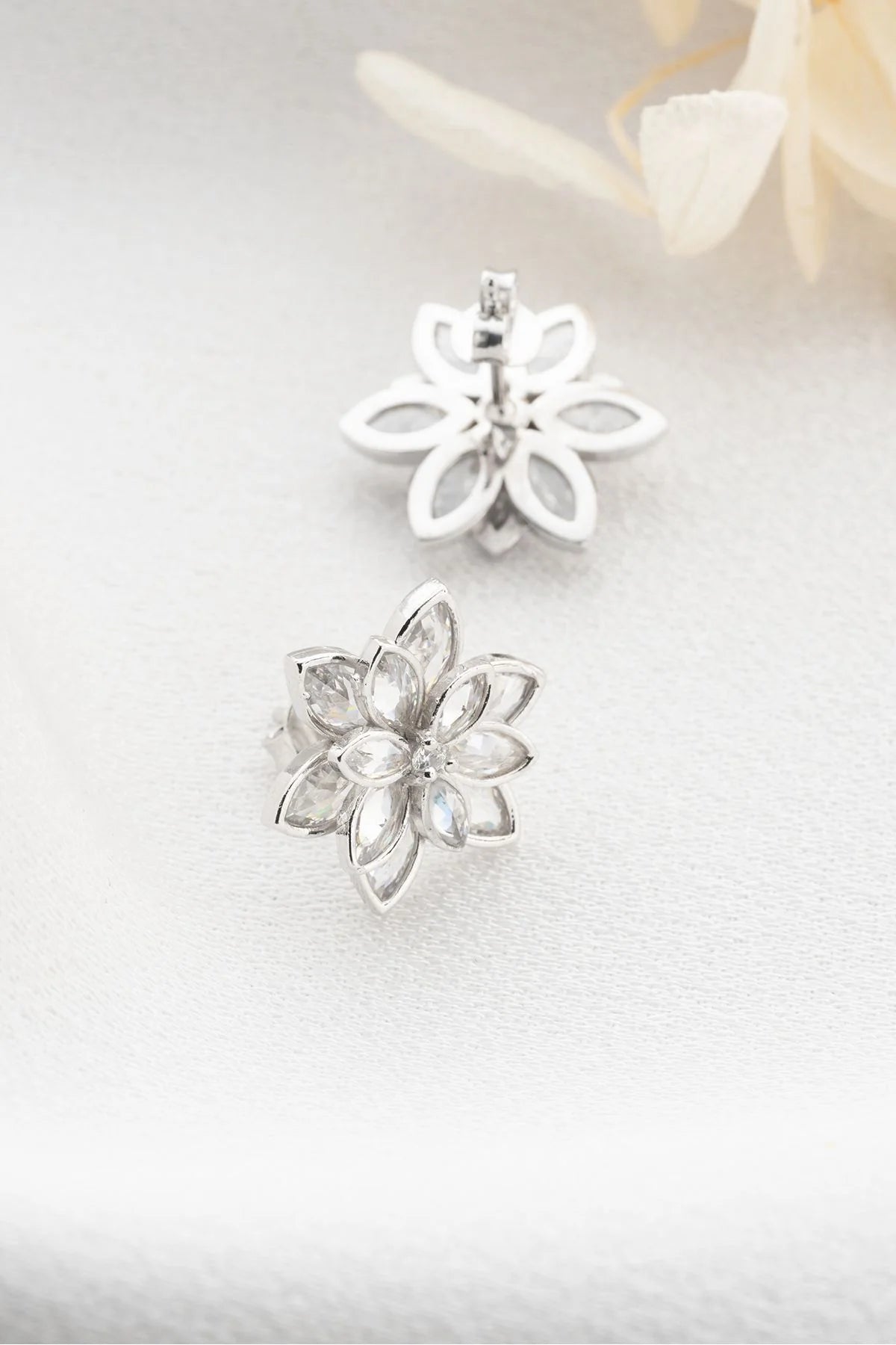Lotus Çiçeği 925 Ayar Gümüş Küpe – 4