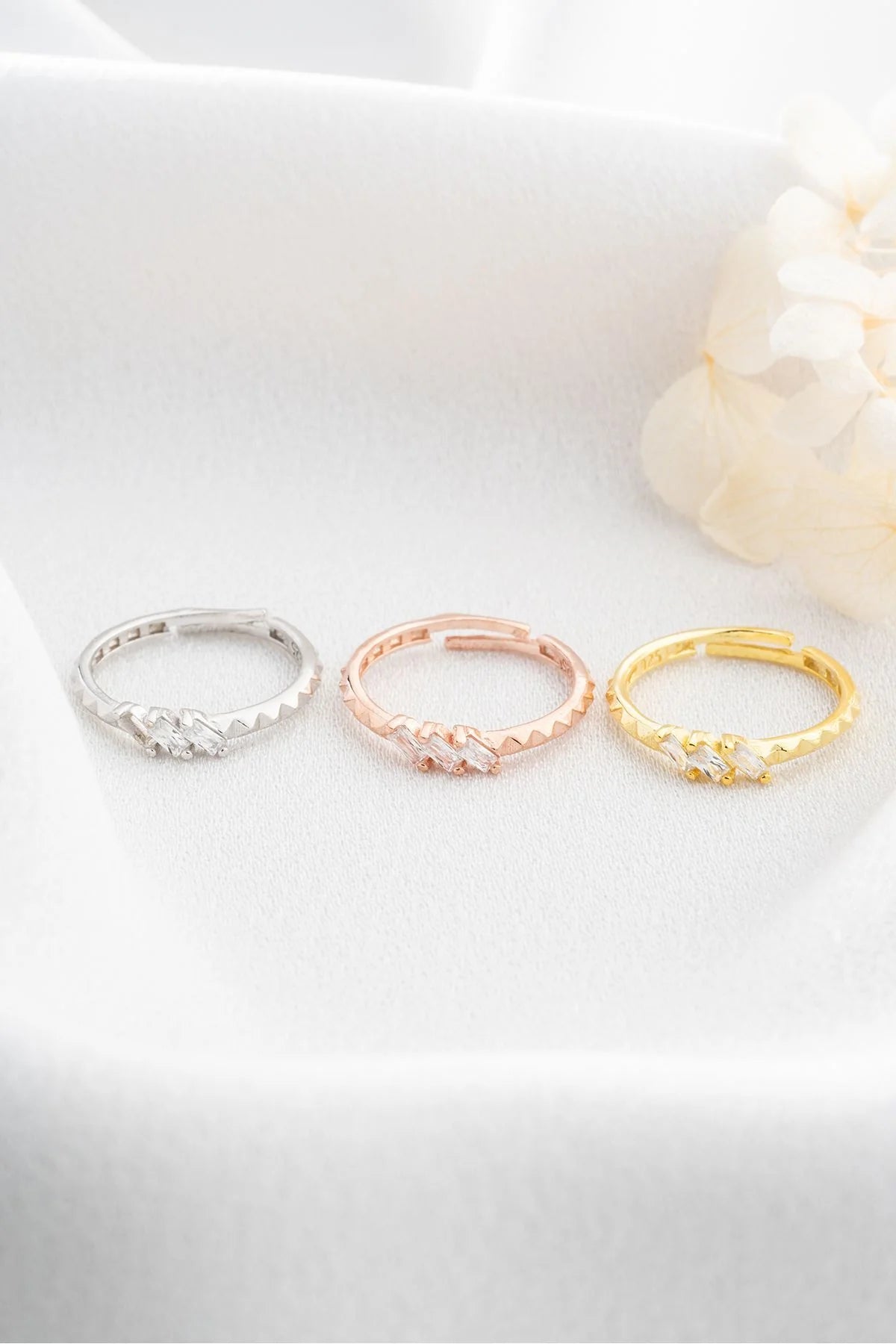 Baget Taşlı Trio Ayarlanabilir 925 Ayar Gümüş Yüzük
