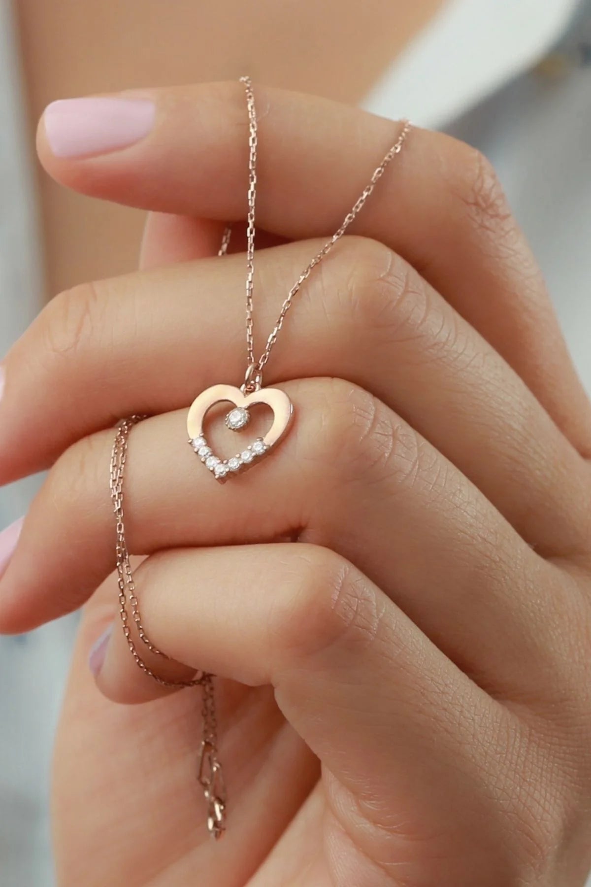 Kalpli Tektaş 925 Ayar Rose Kaplama Gümüş Kolye