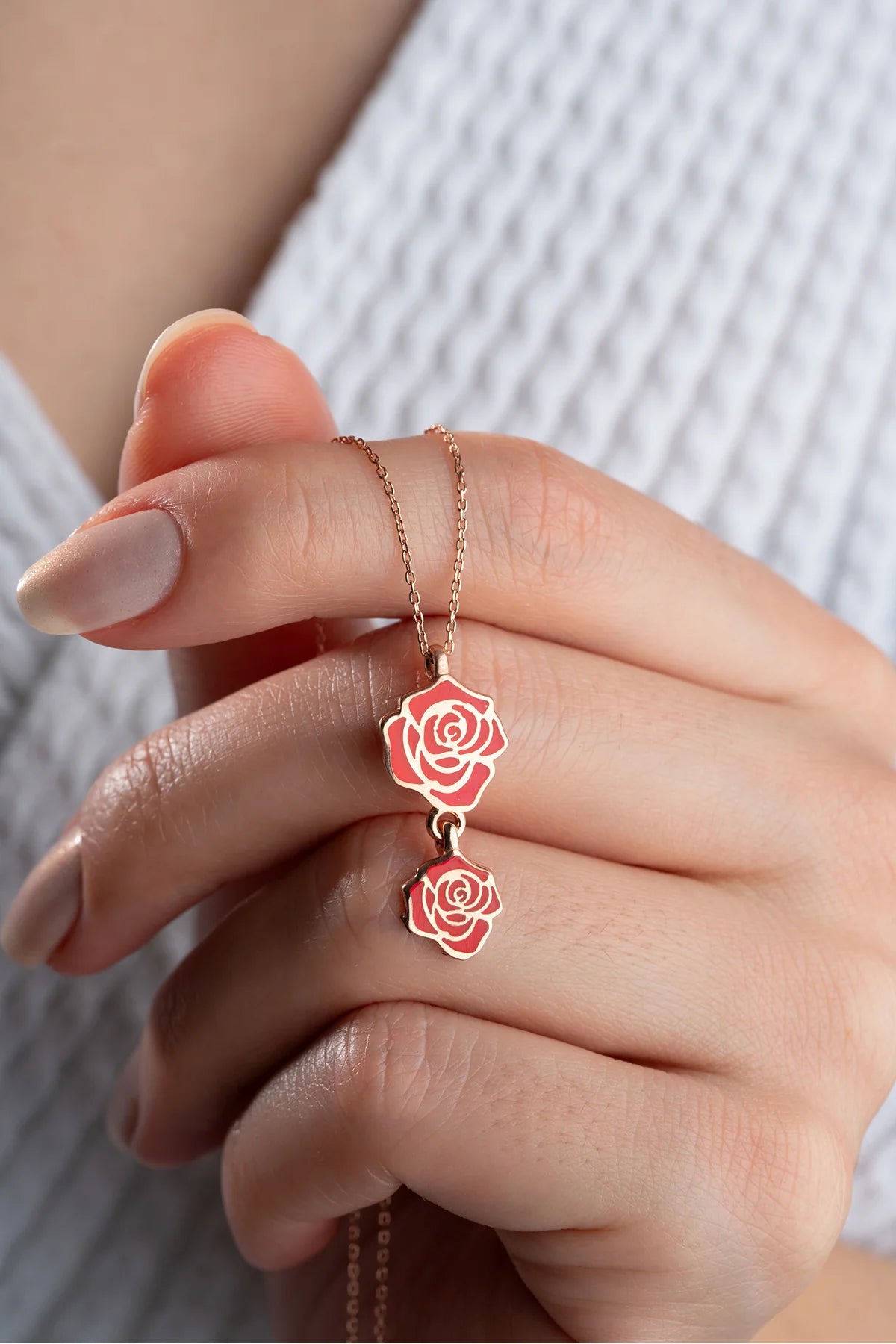 Güllü 925 Ayar Rose Kaplama Gümüş Kolye