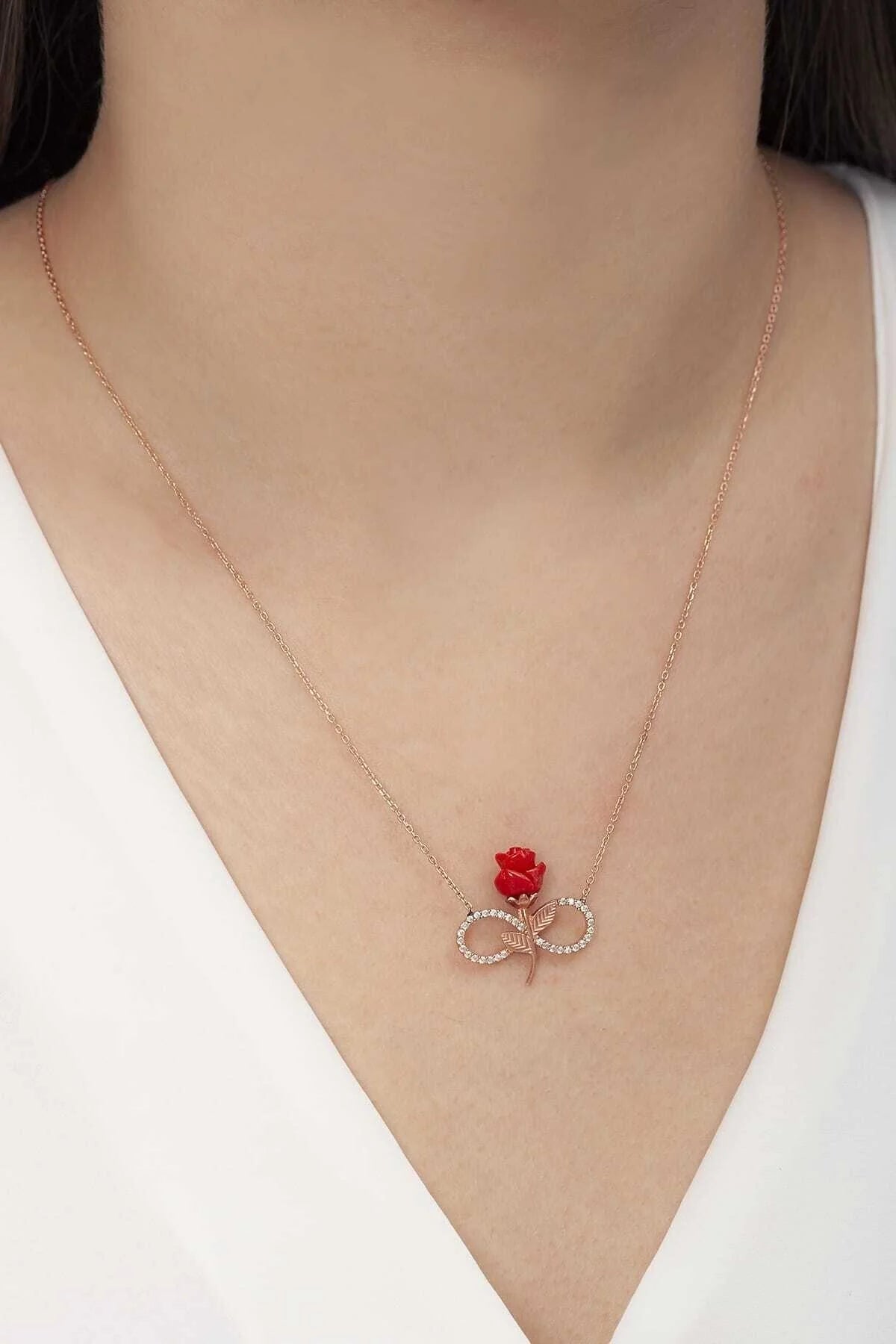 Güllü Sonsuzluk 925 Ayar Rose Kaplama Gümüş Kolye