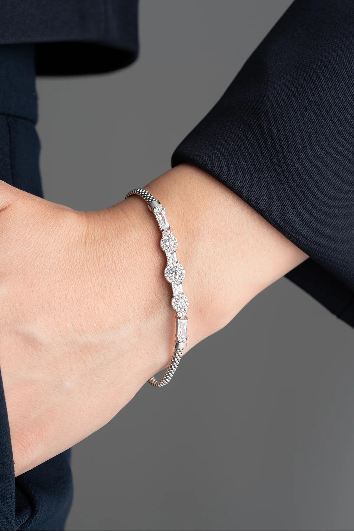 Zirkon Taşlı Trend 925 Ayar Gümüş Bileklik – 2
