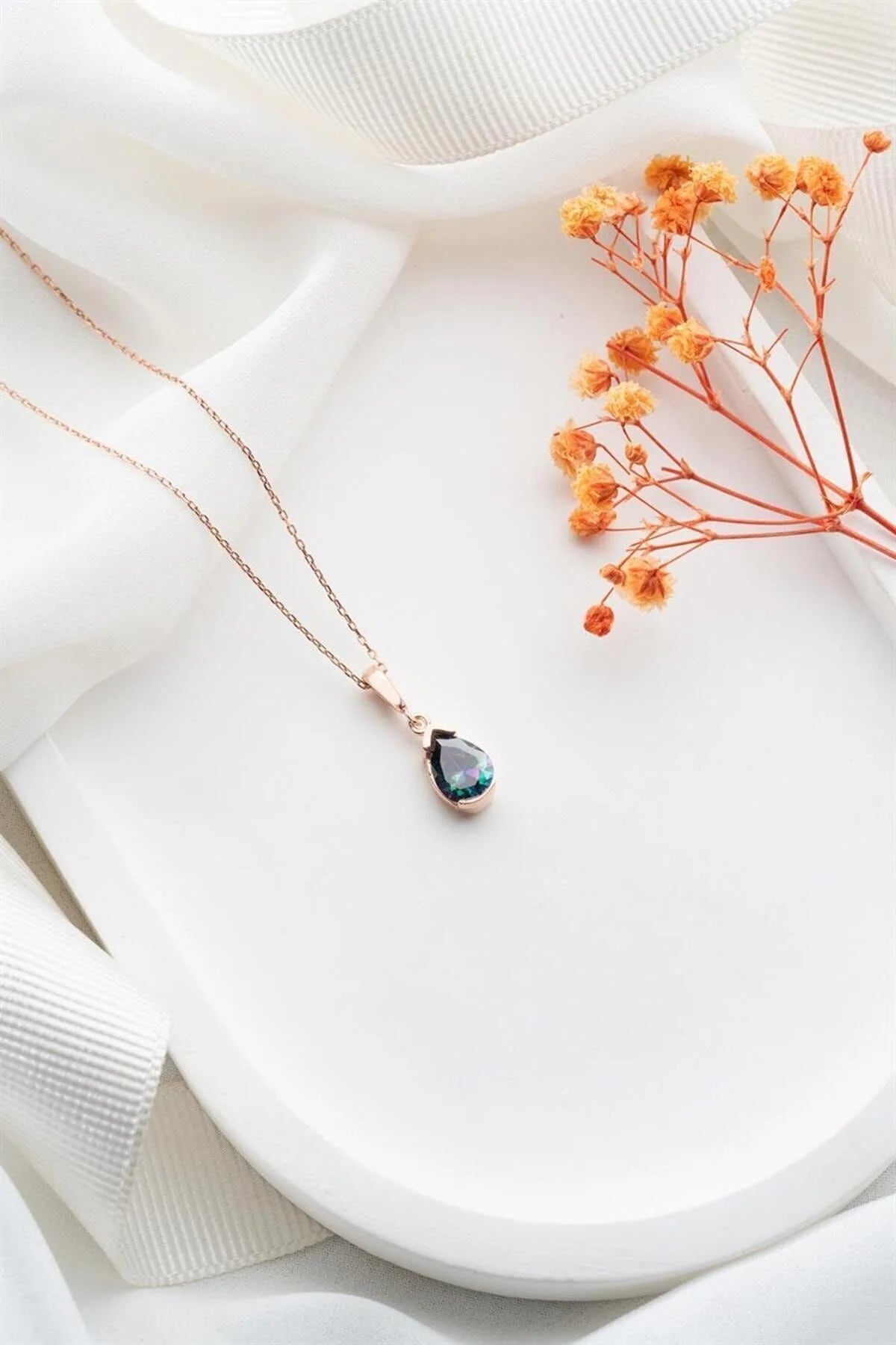 Mistik Topaz Damla 925 Ayar Rose Kaplama Gümüş Kolye