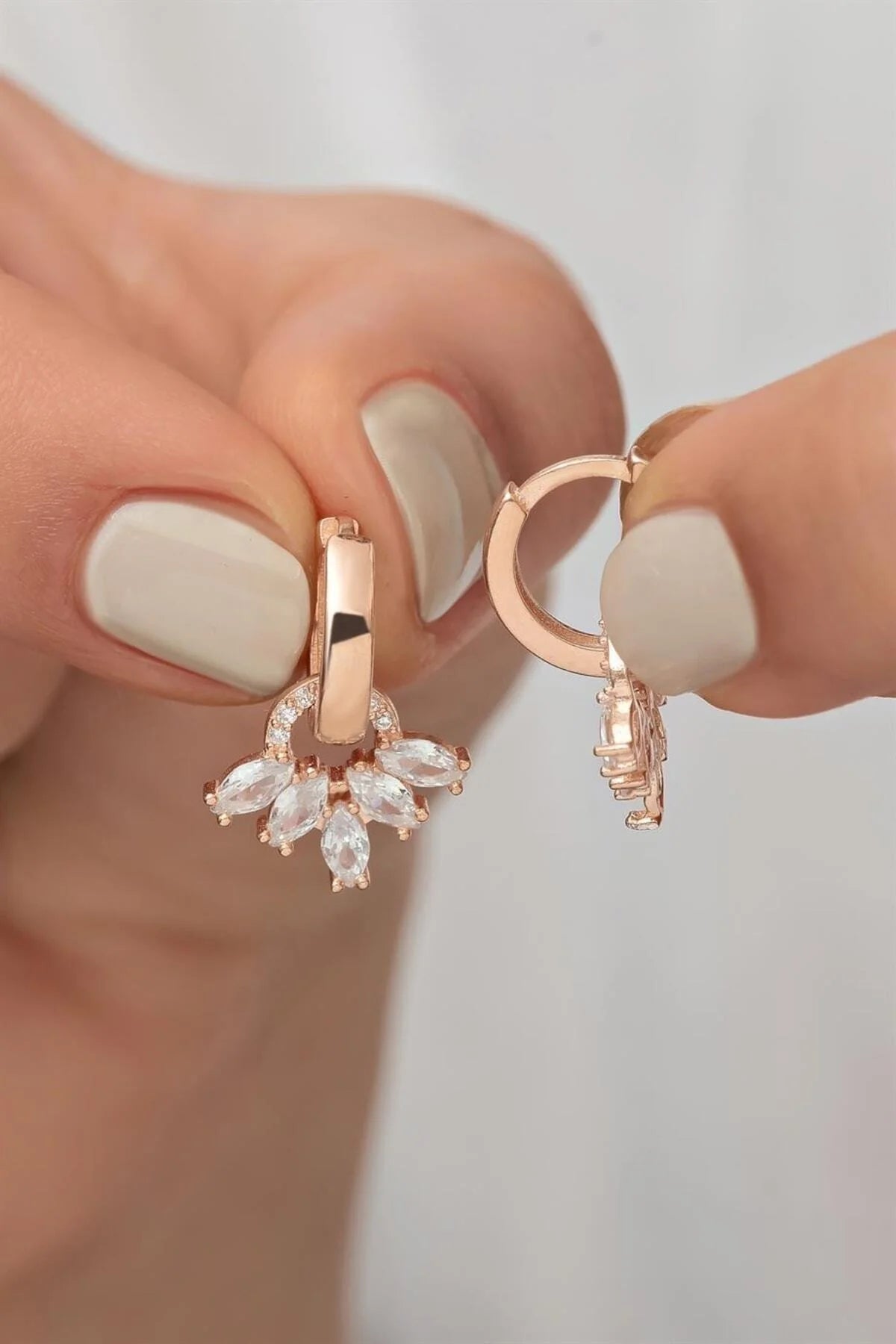 Lotus Çiçeği 925 Ayar Rose Kaplama Gümüş Küpe – 4