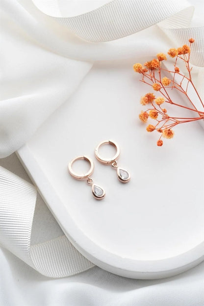 Zirkon Taşlı Damla 925 Ayar Rose Kaplama Gümüş Küpe
