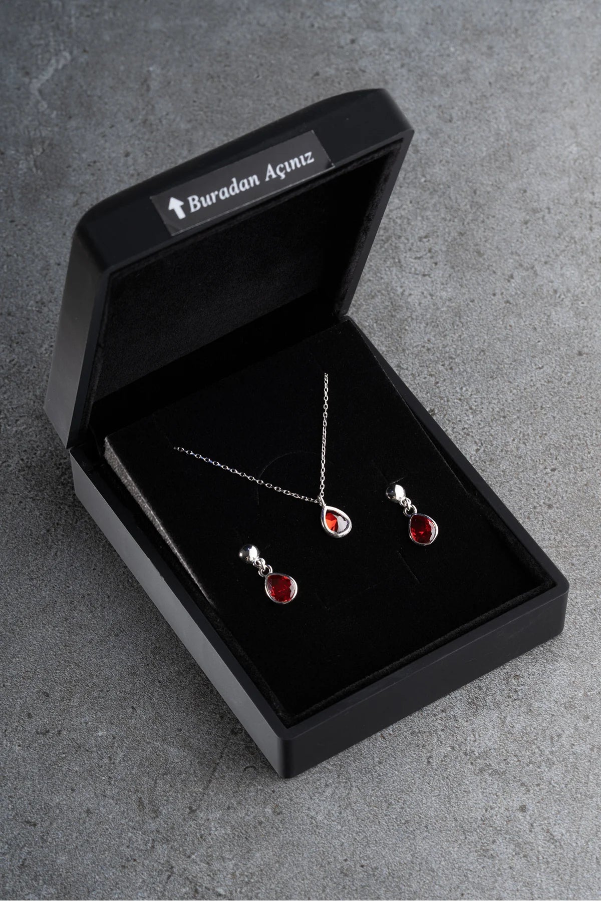 Amatis Taşlı Damla 925 Ayar Gümüş Set – 3
