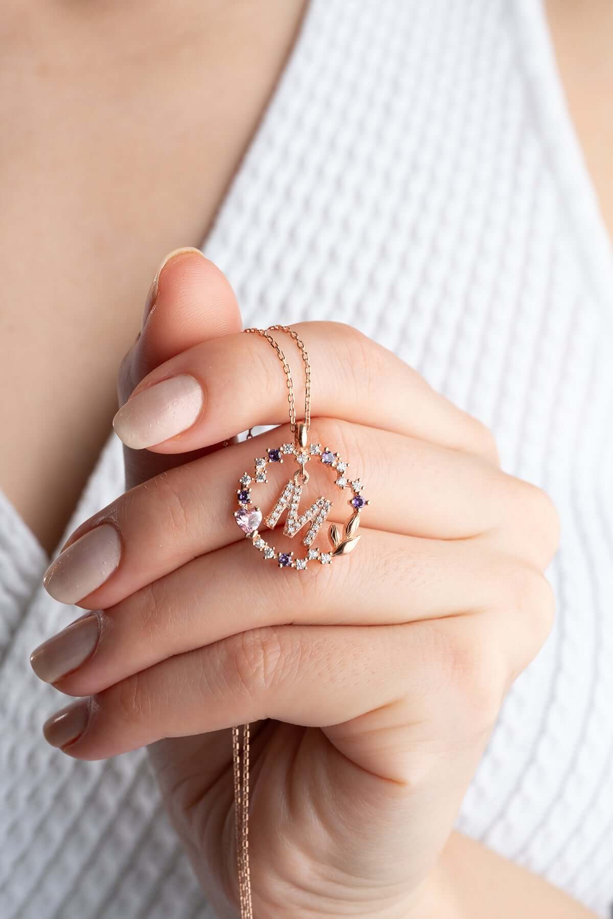 Zirkon Taş Kalpli 925 Ayar Gümüş Harfli Kolye - ÖzelSen